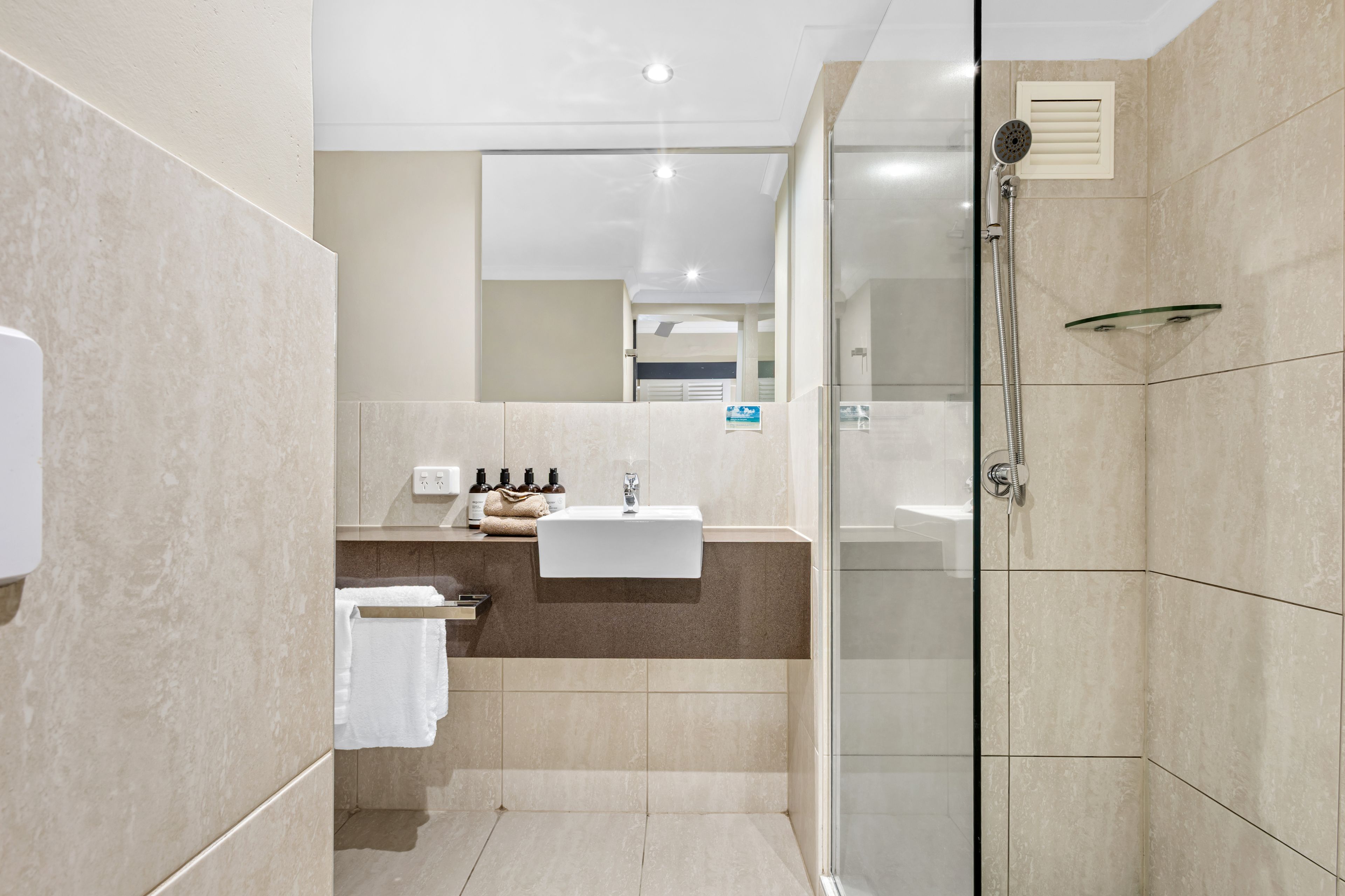 19/41 Macrossan Street — photo 8 of 20