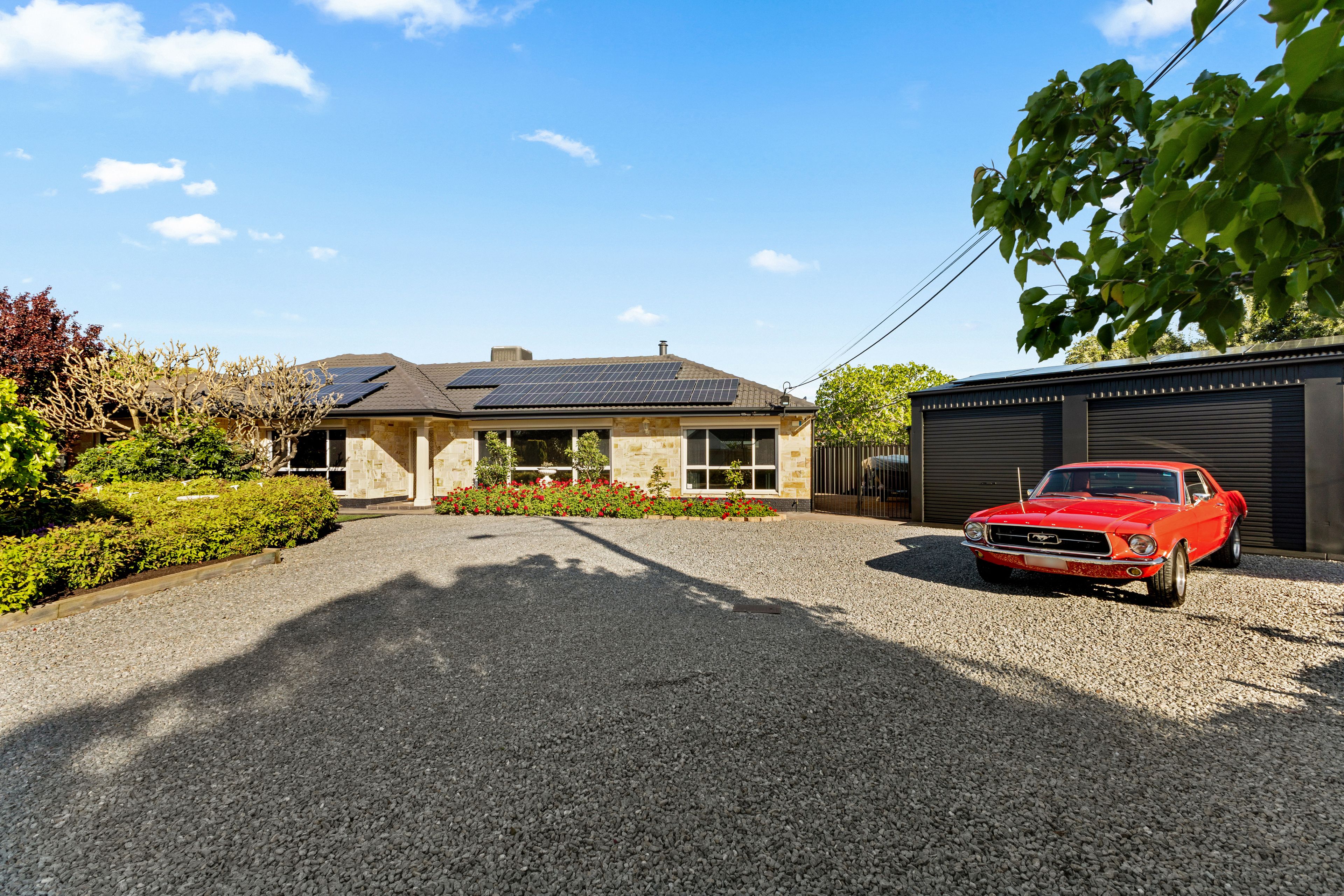 33 Oakleigh Road — photo from Ray White Marion