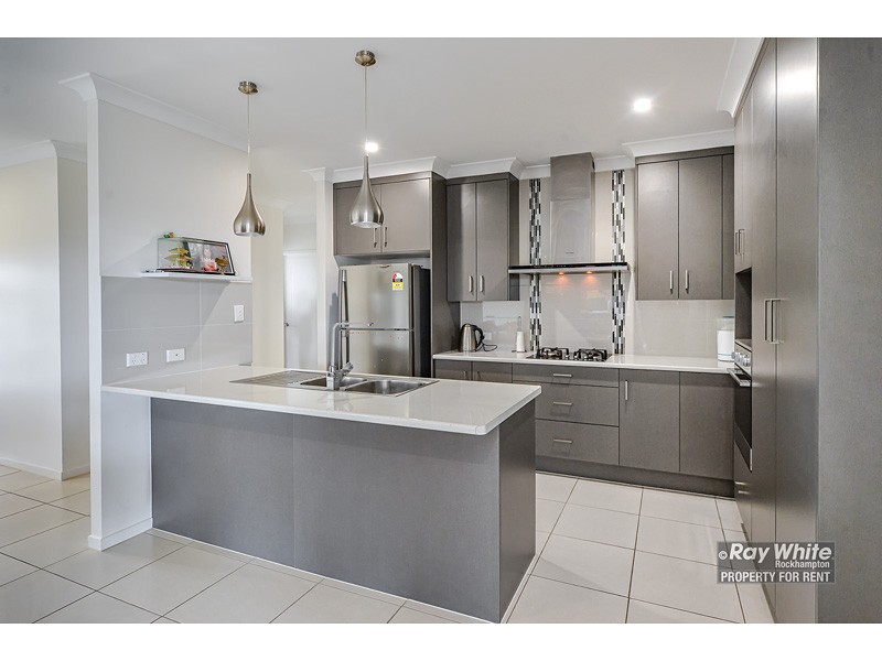3 Varsity Crescent, Norman Gardens, QLD 4701