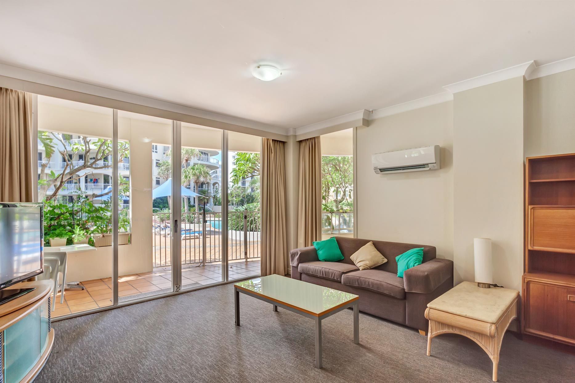 4/7 Elkhorn Avenue, Surfers Paradise, QLD 4217