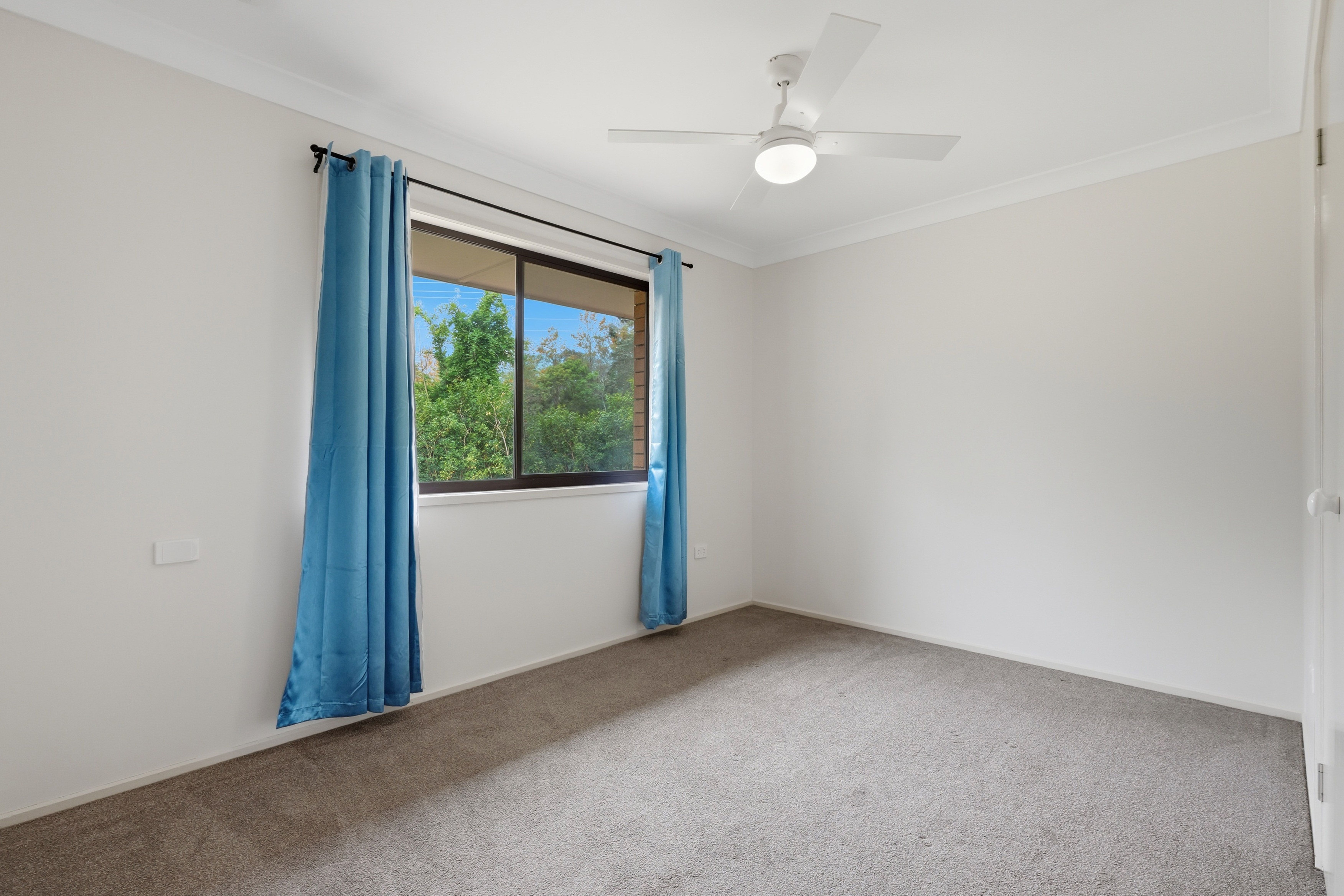 5 Coburg Road — photo 8 of 9