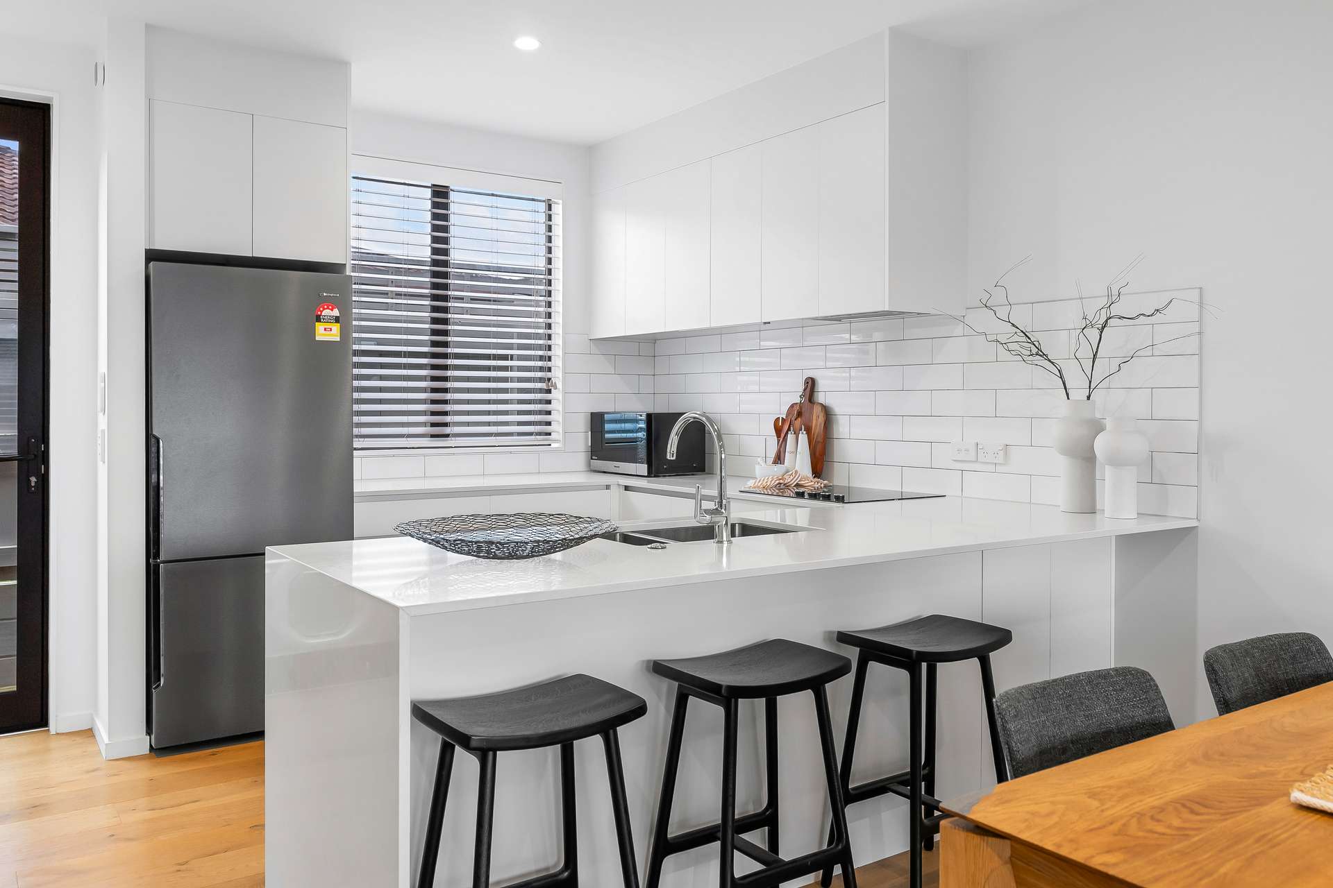 52D Selwyn Avenue photo 6