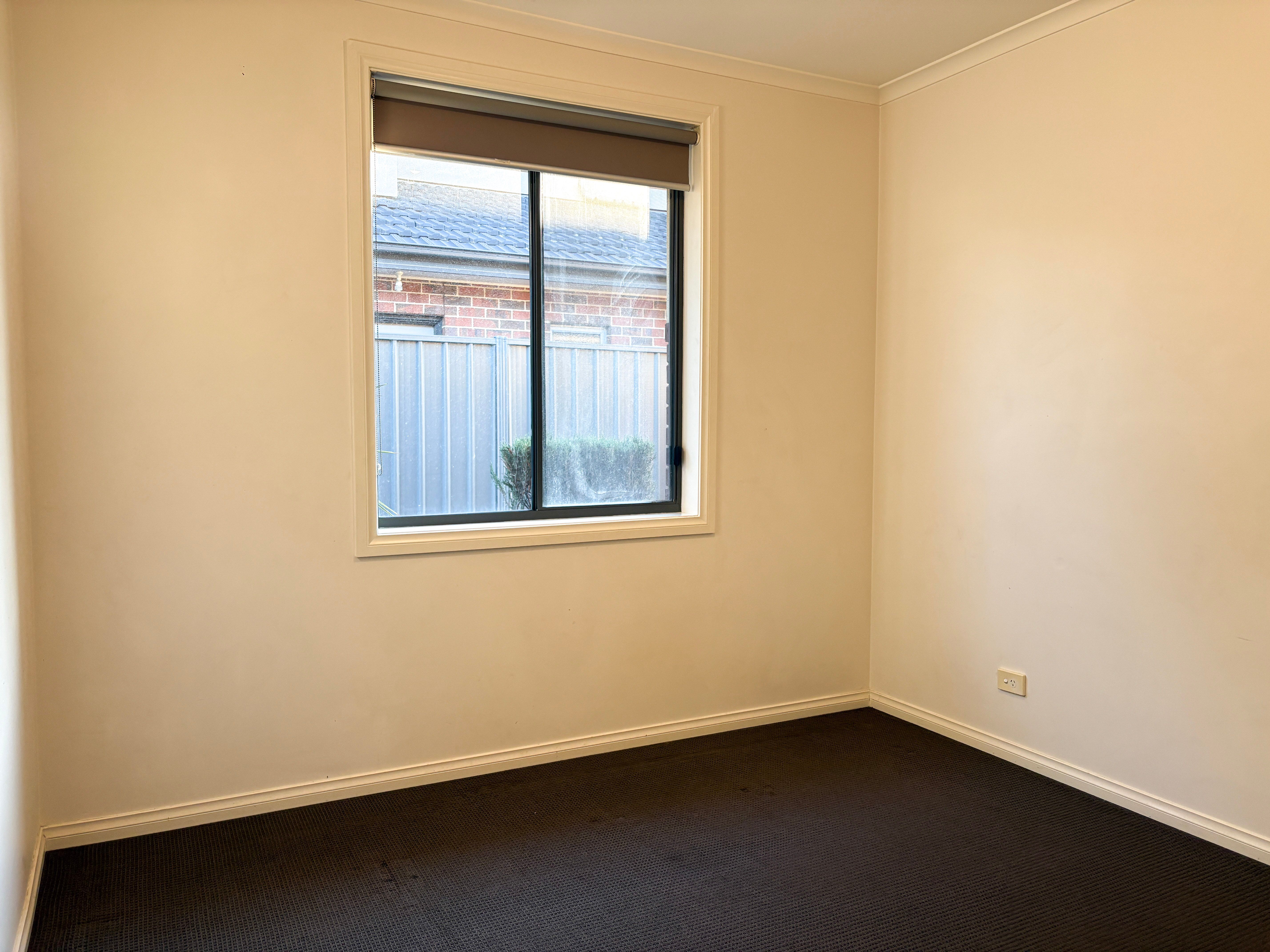 1/40 Dundee Street — photo 3 of 11