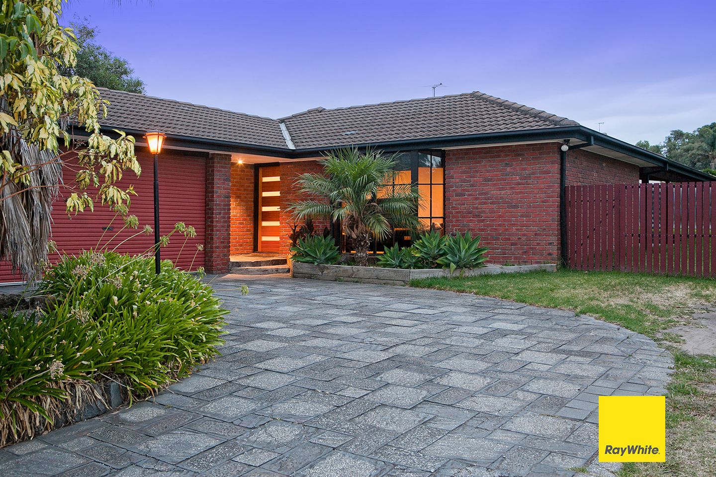 15 Beacon Drive, Langwarrin VIC 3910