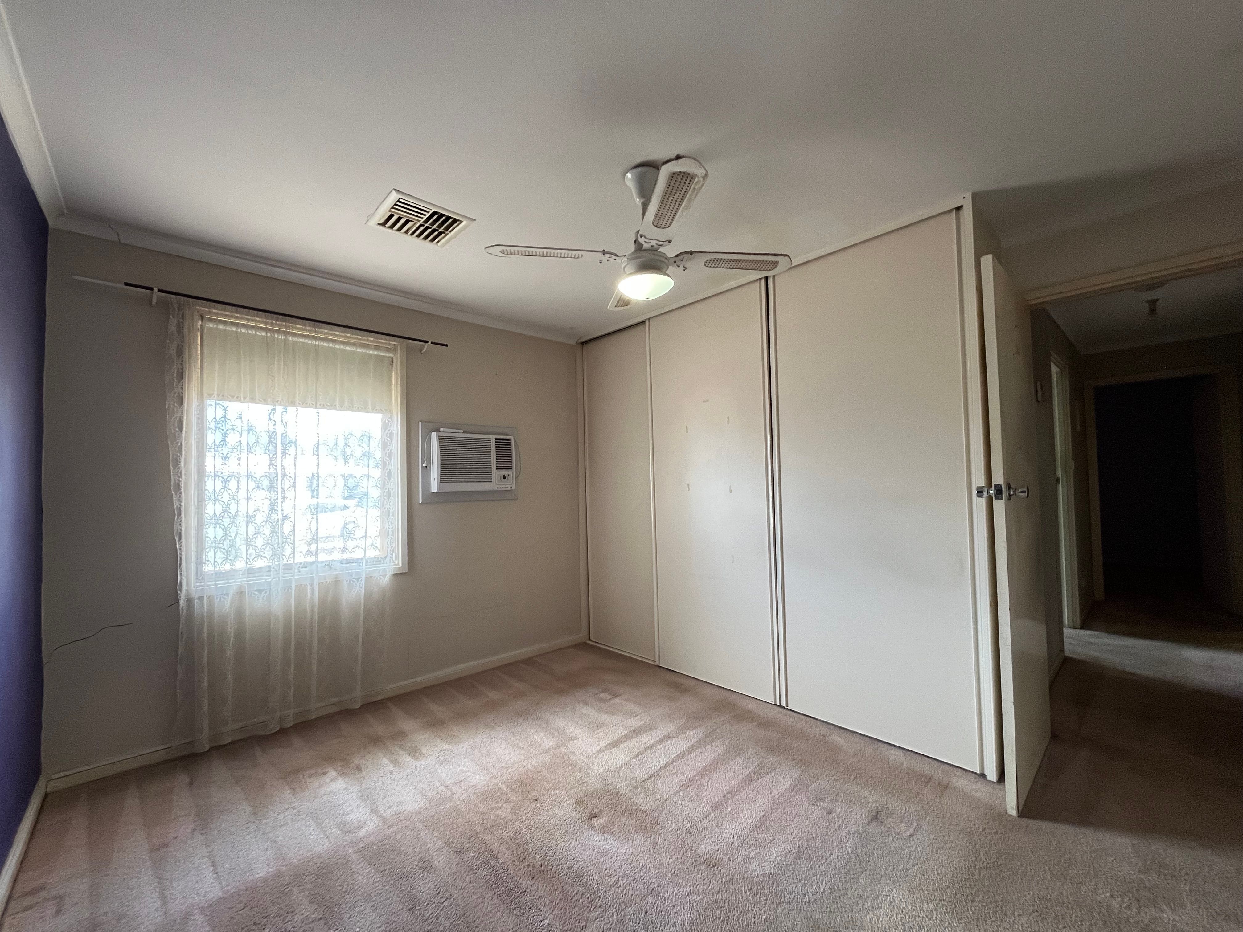 16 Domeyer Court — photo 5 of 12