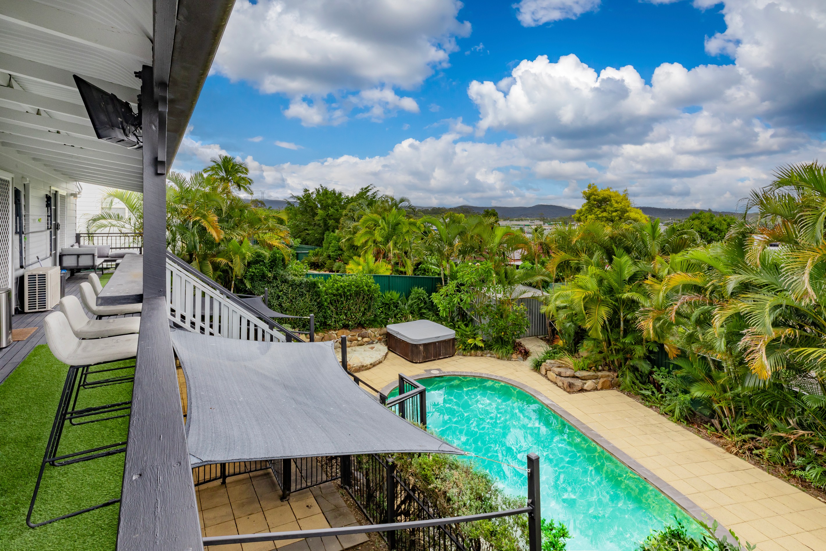 171 Pappas Way, Carrara, QLD 4211
