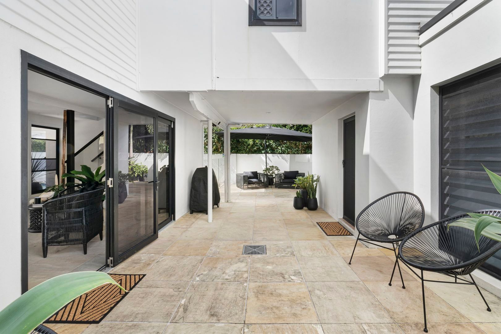 5 Pacific Boulevard, Broadbeach Waters, QLD 4218