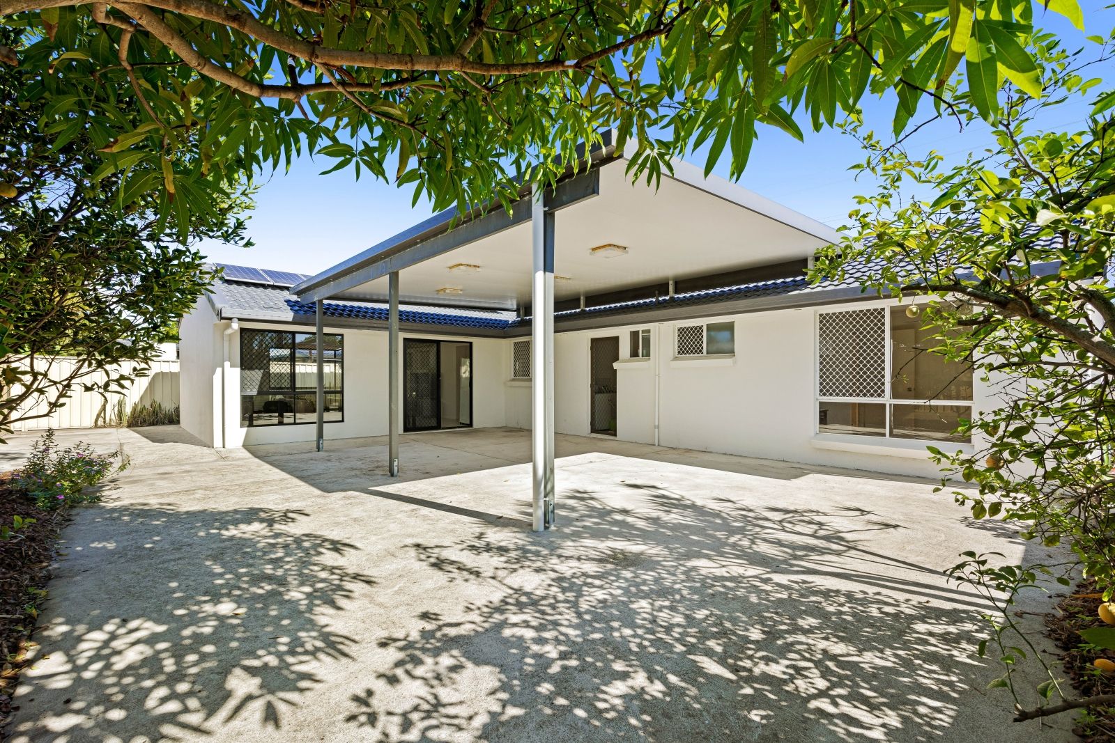 317 Nicklin Way, Bokarina QLD 4575
