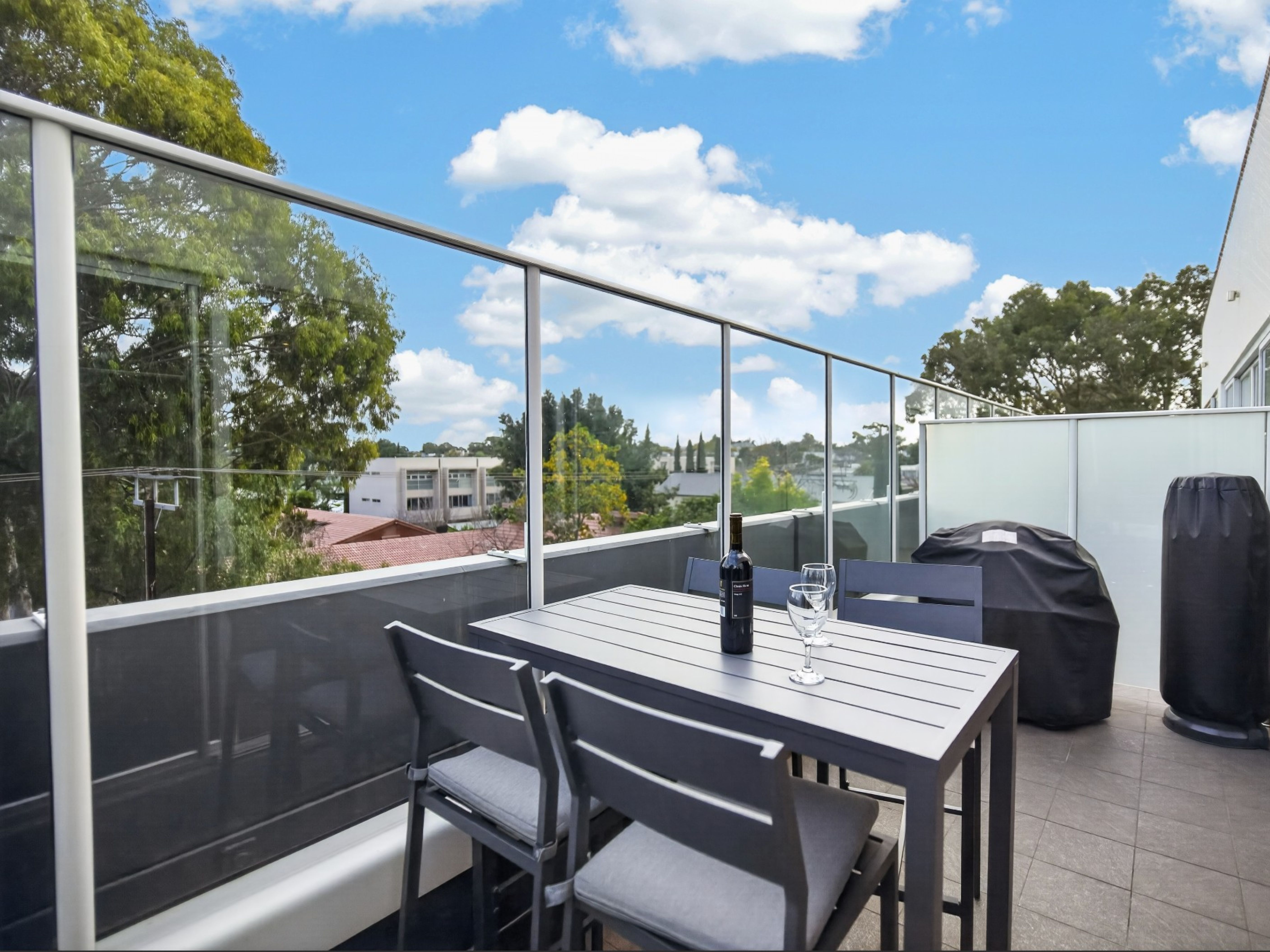 232/33 Warwick Street — photo 13 of 23