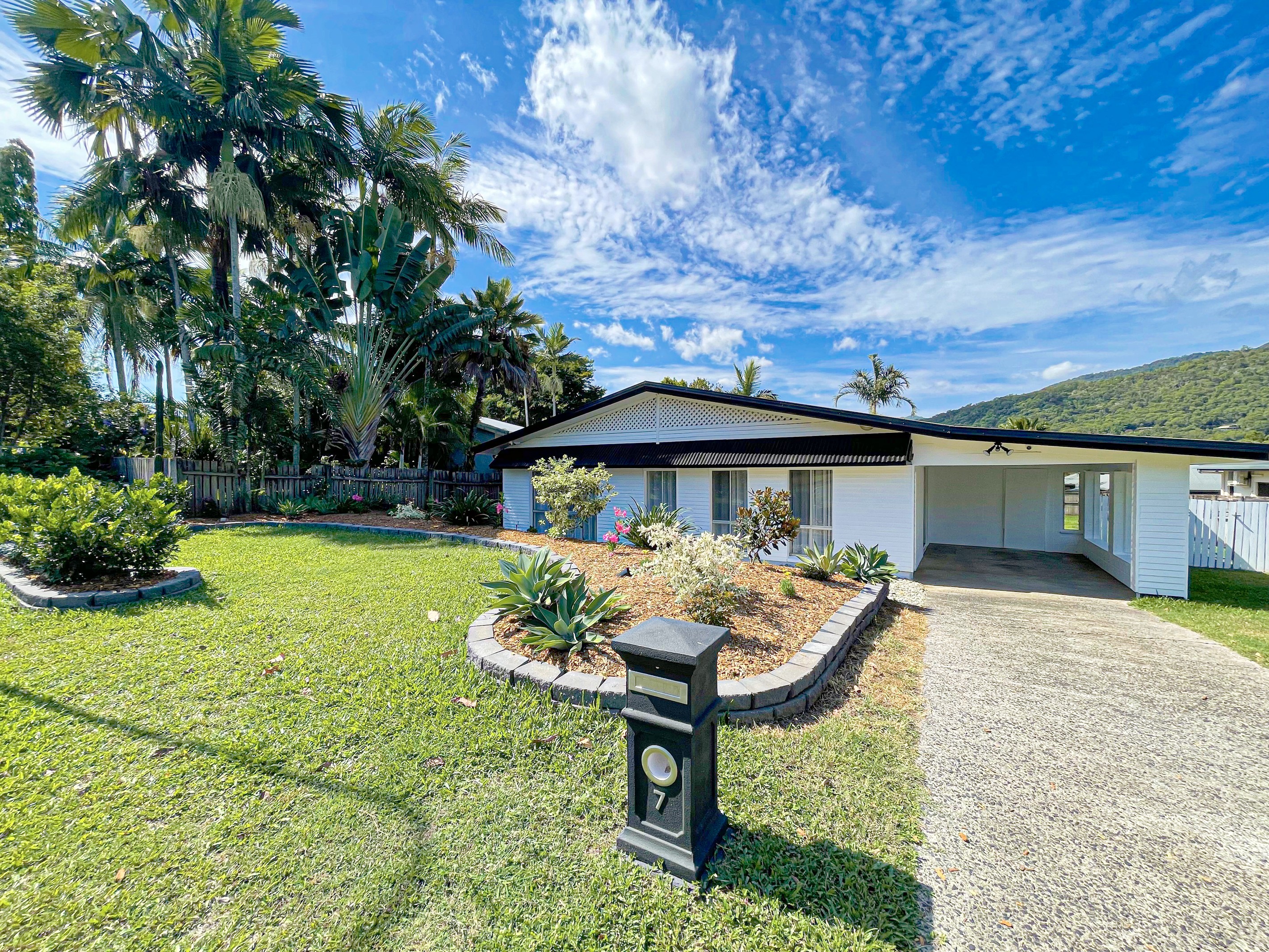 7 Manus Street, Trinity Beach, QLD 4879