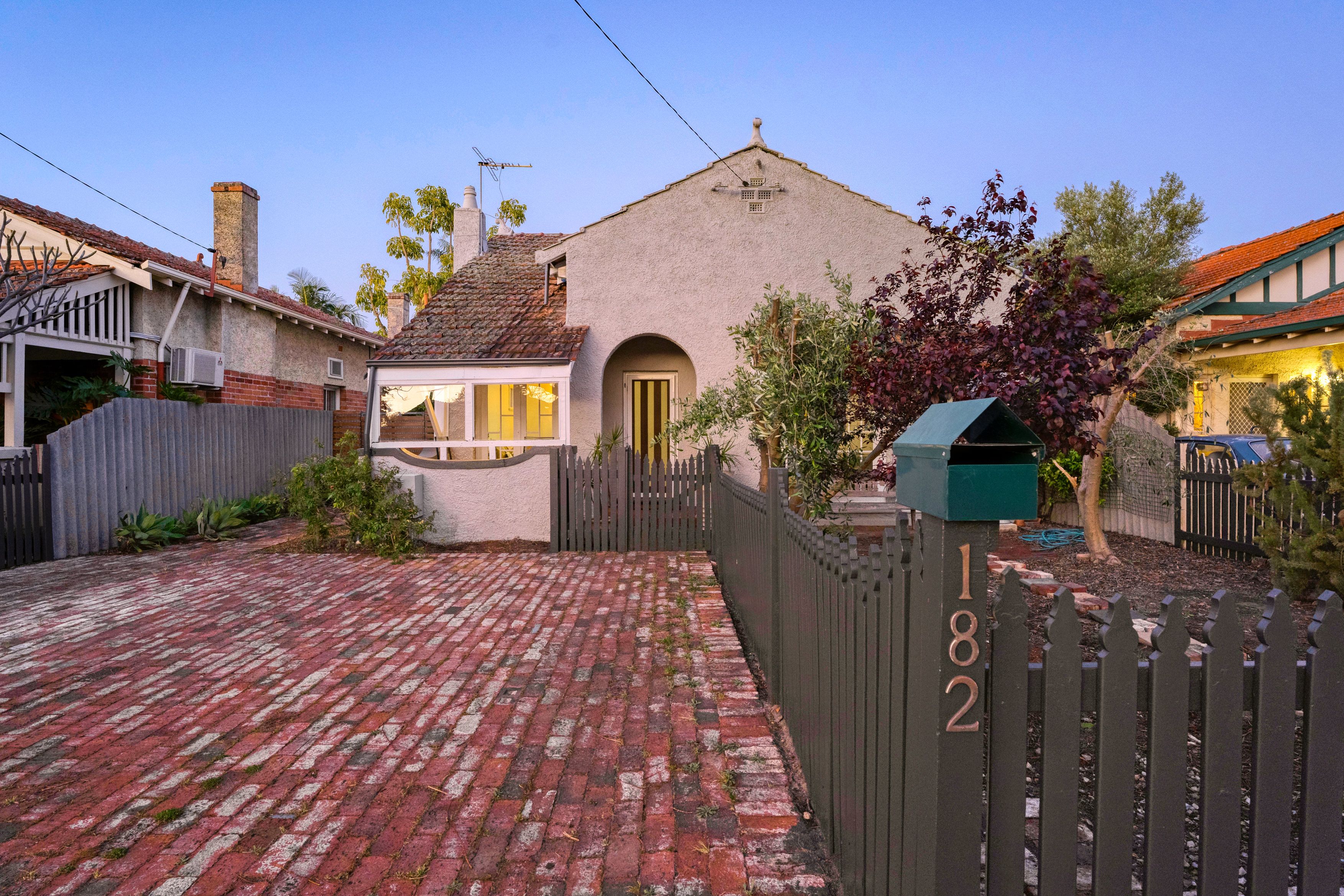182 Crawford Road, Inglewood WA 6052