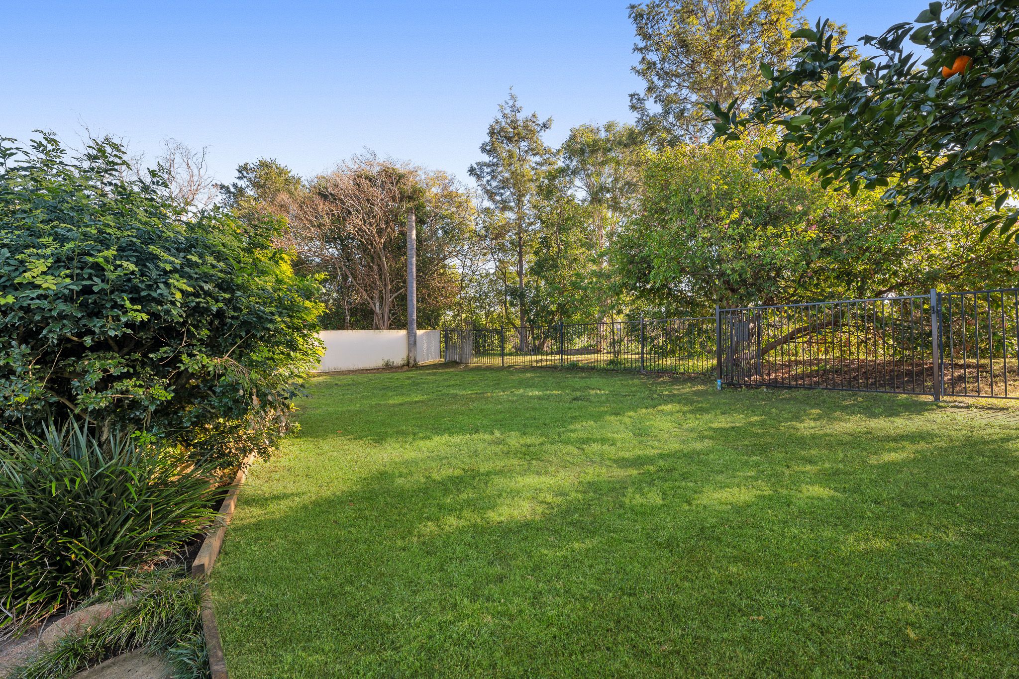 14 Burrowell Close — photo 19 of 24