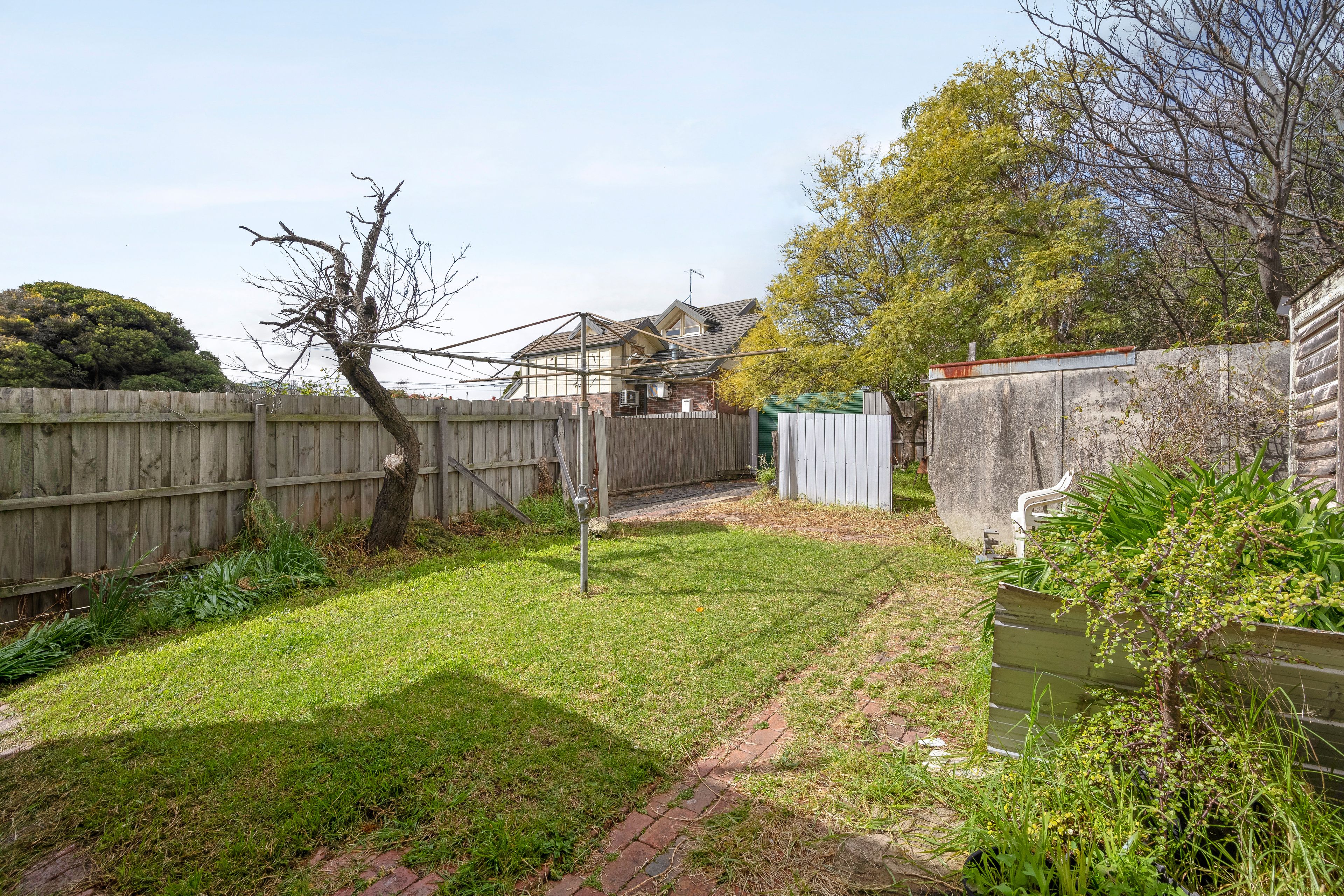 2 Temple Street — photo 13 of 20