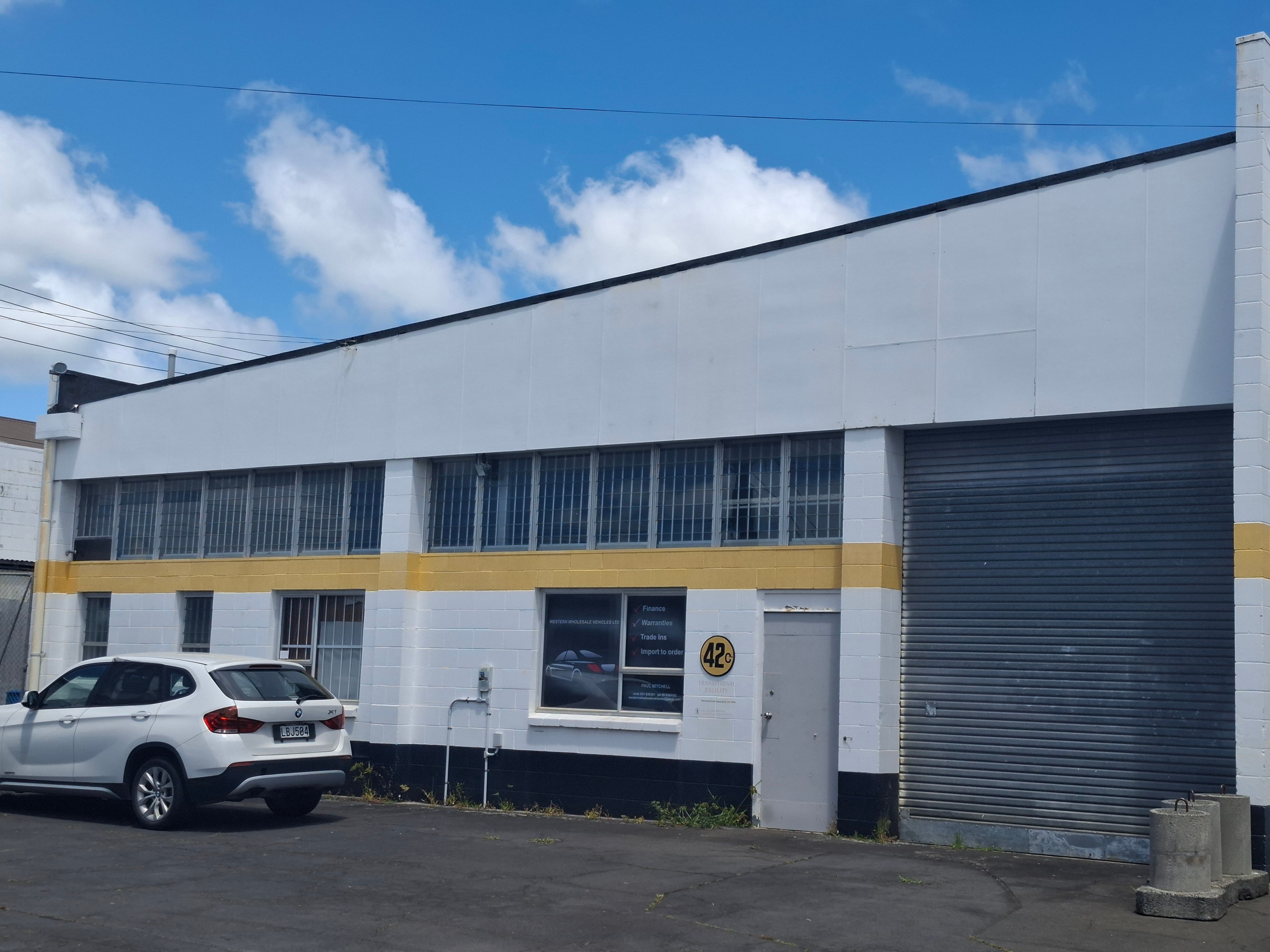 C/42B Henderson Valley Road, Henderson, Waitakere City