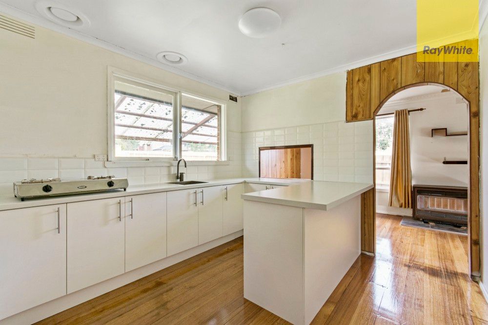 5 Dion Street, Ferntree Gully, VIC 3156