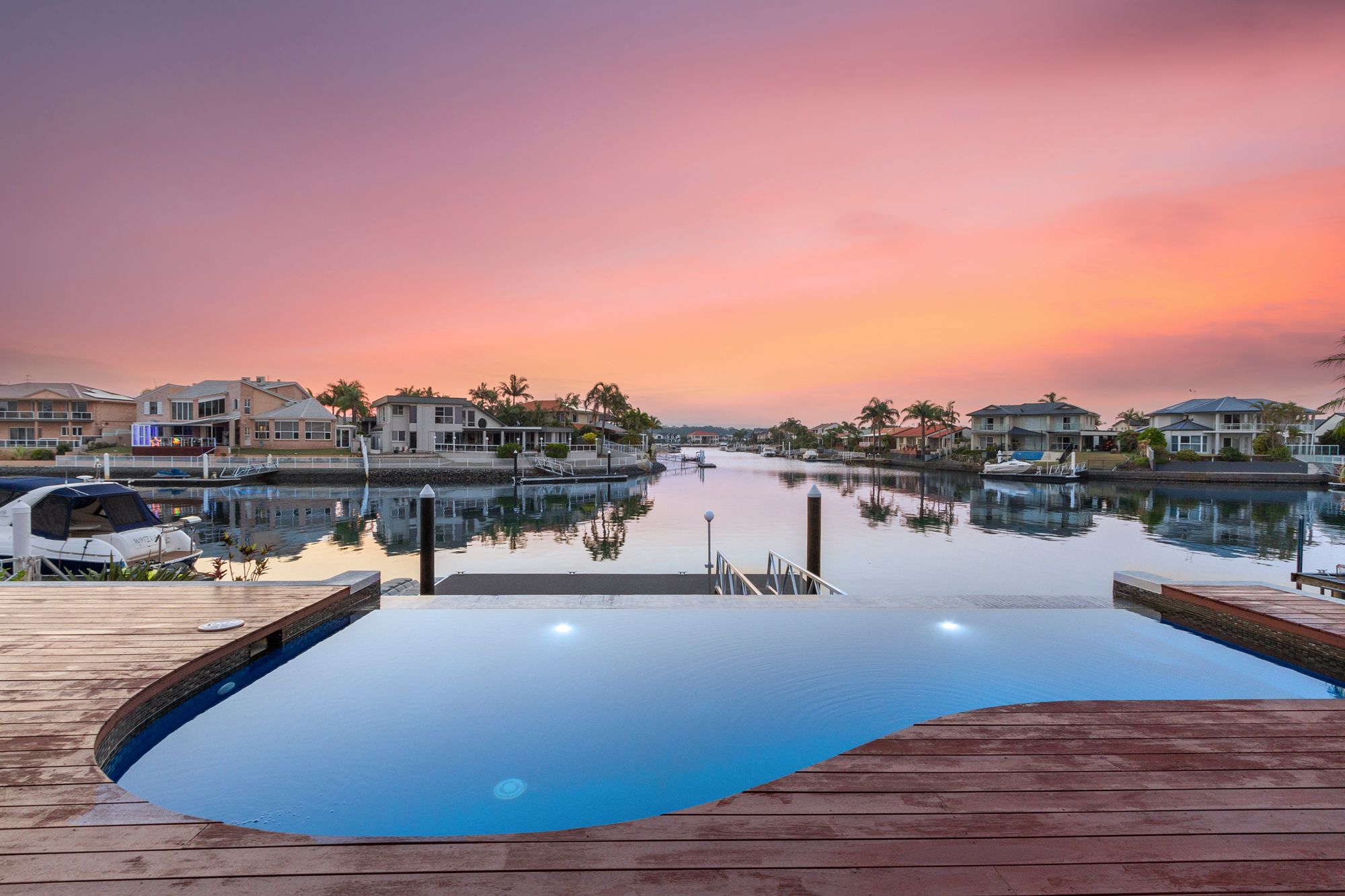 140 Morala Avenue, Runaway Bay QLD 4216