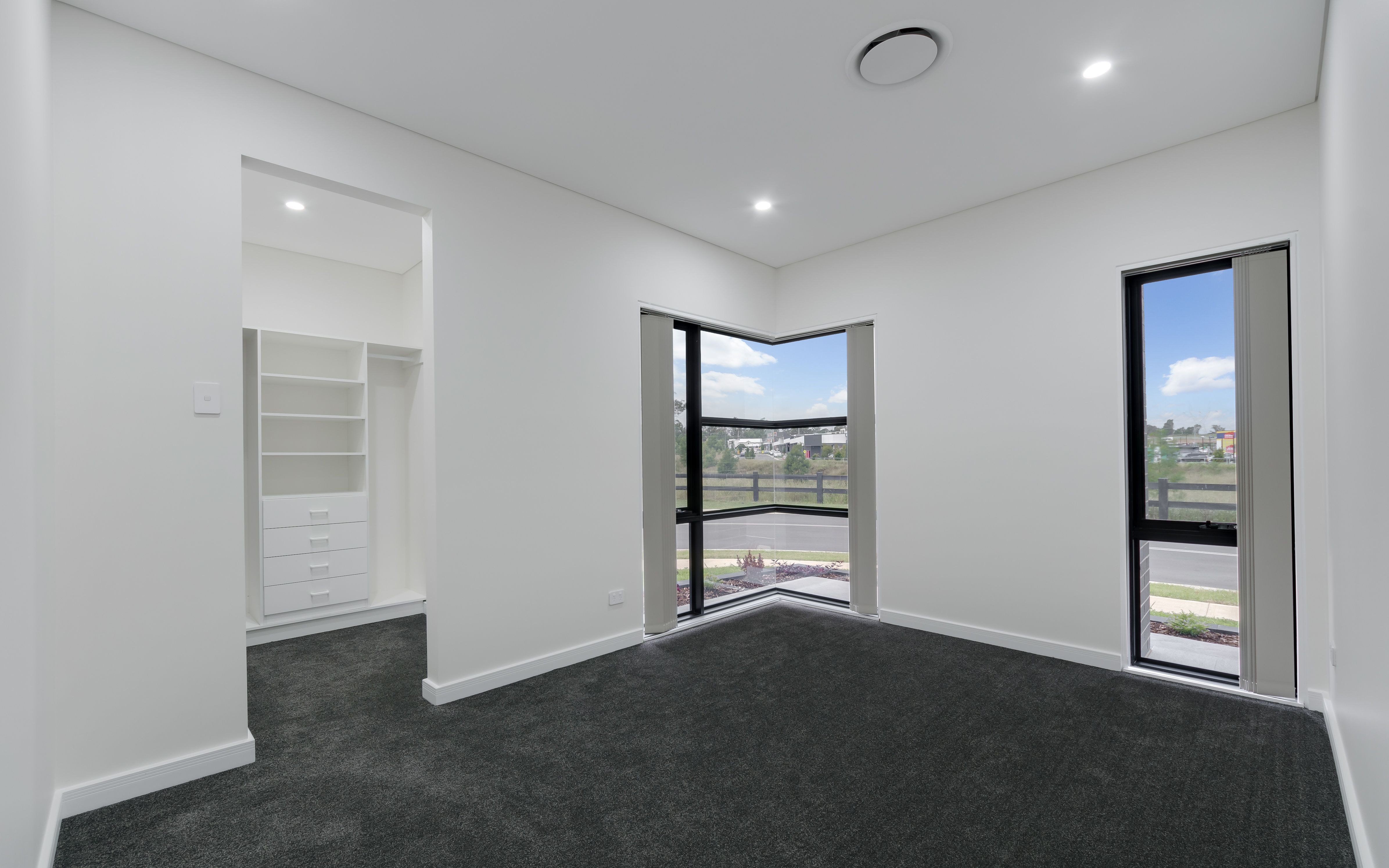32 Shells Circuit, Leppington, NSW 2179