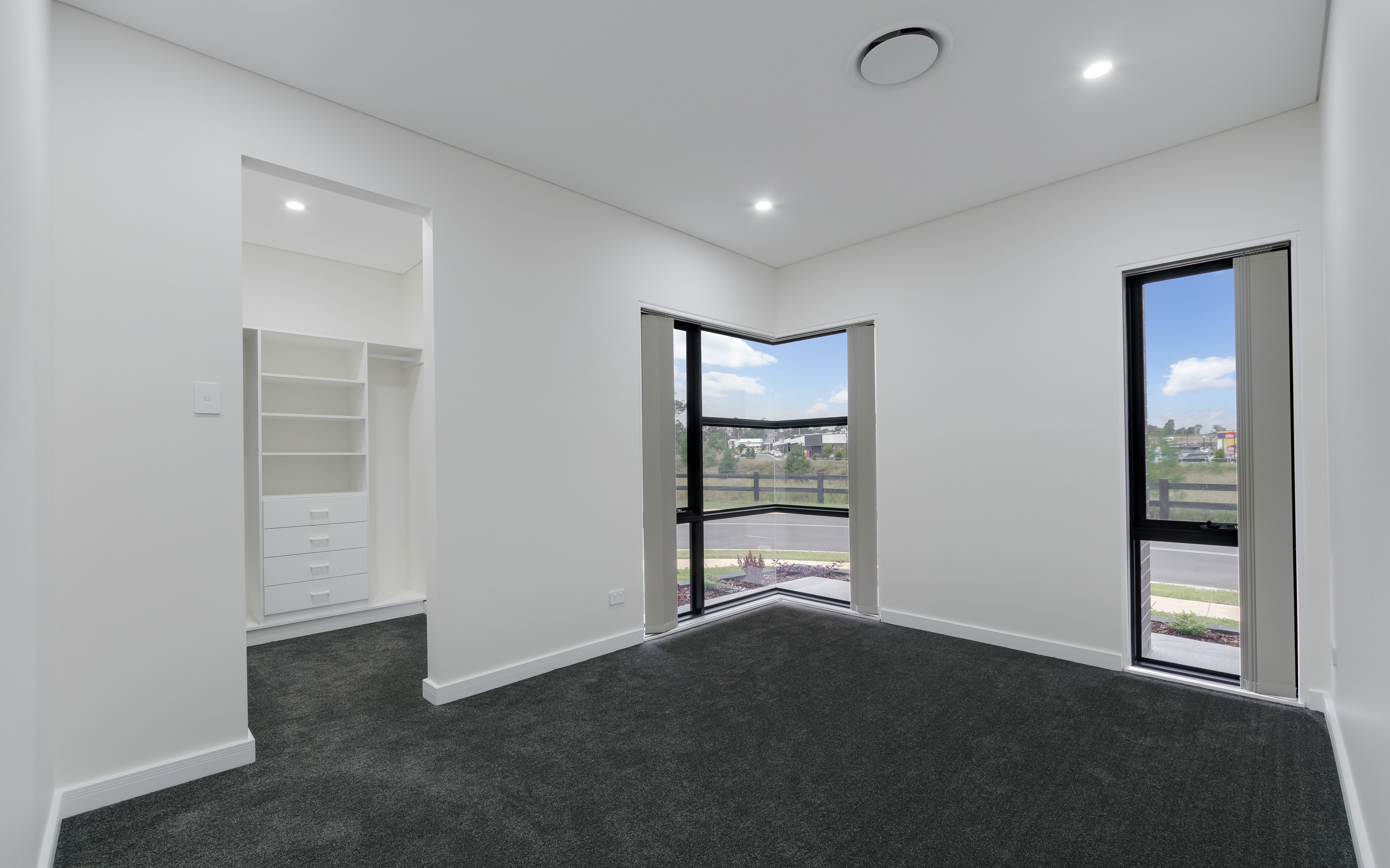 32 Shells Circuit, Leppington, NSW 2179