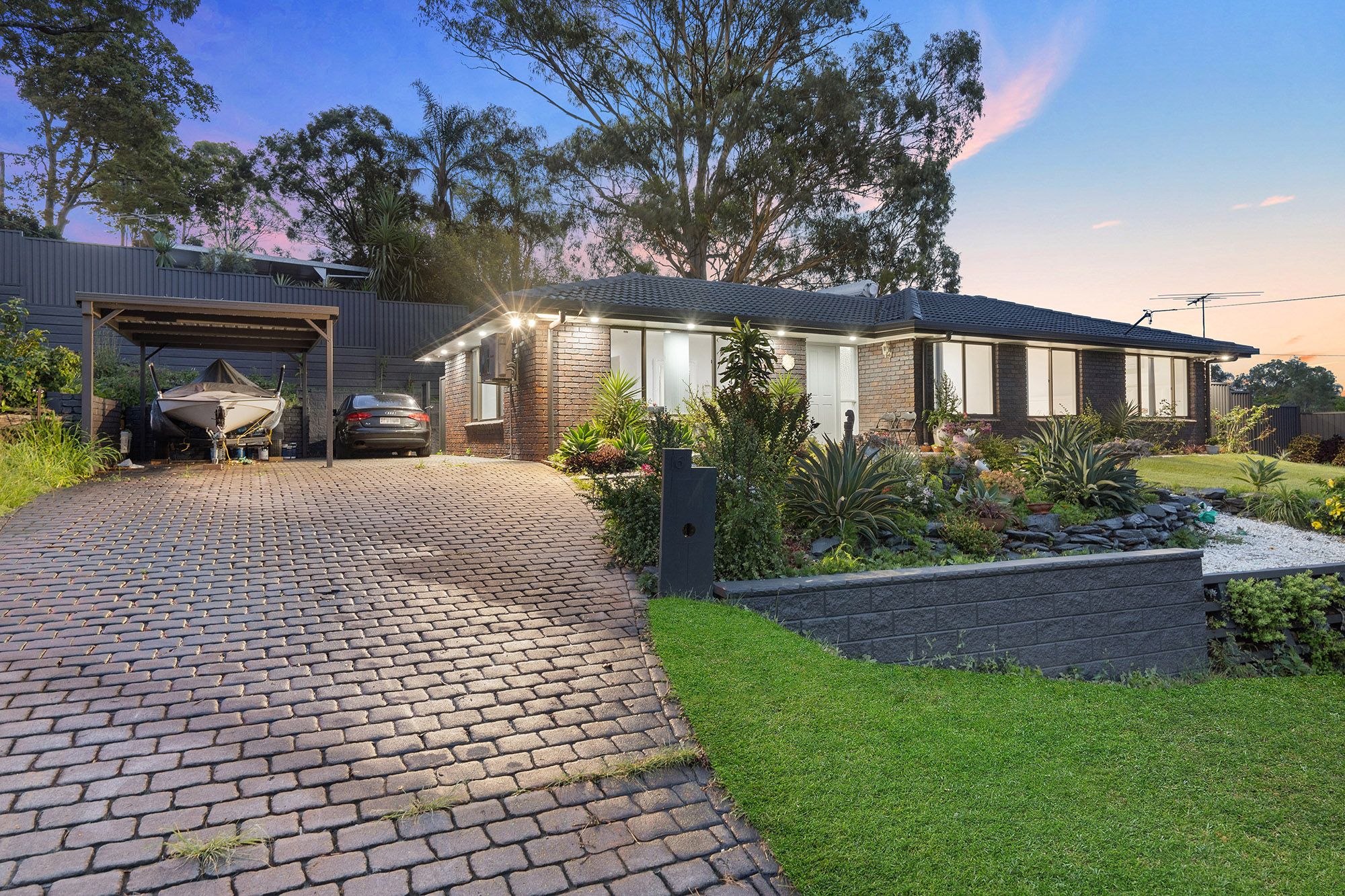 16 Narraport Crescent, Beenleigh, QLD 4207