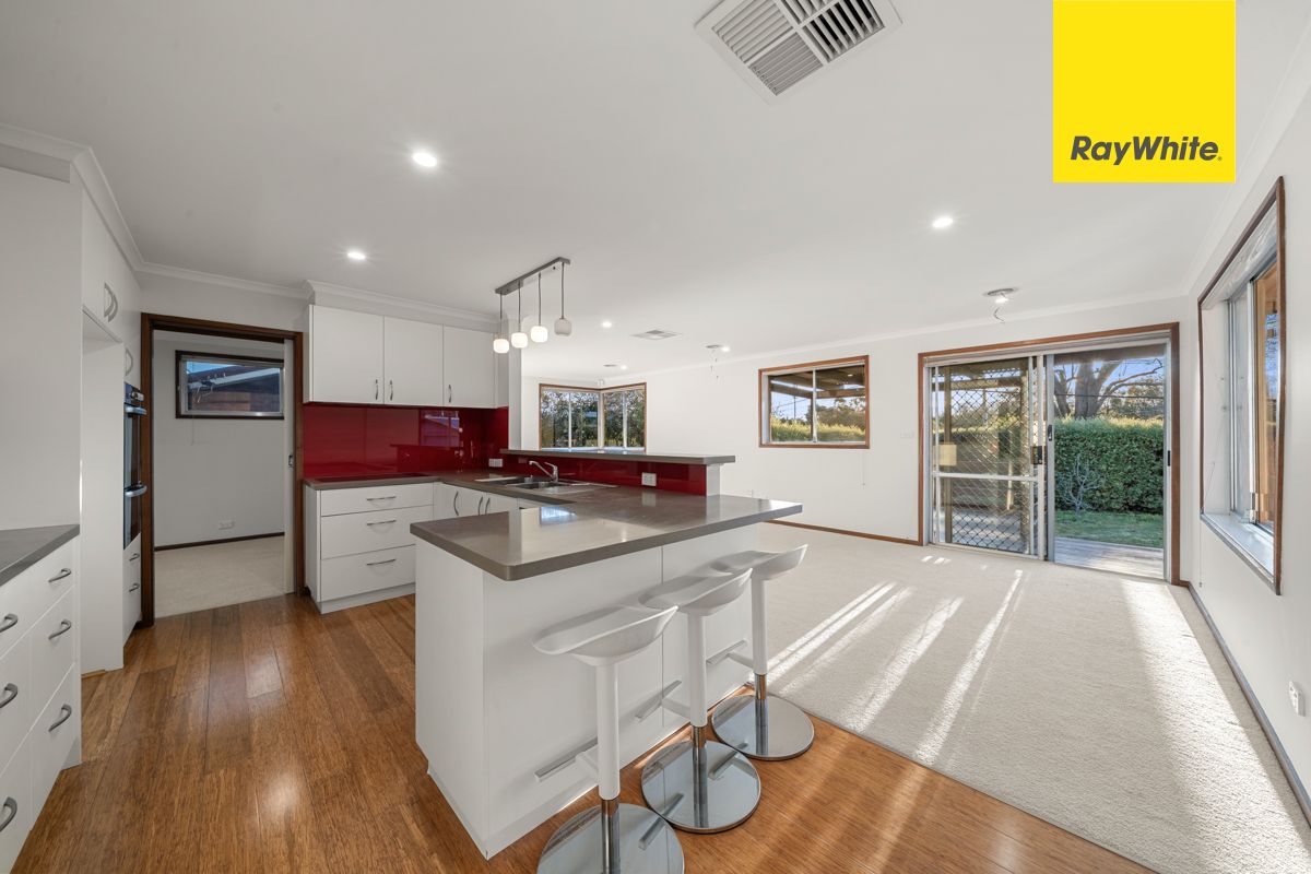 5 Mirrabucca Crescent, Giralang, ACT 2617