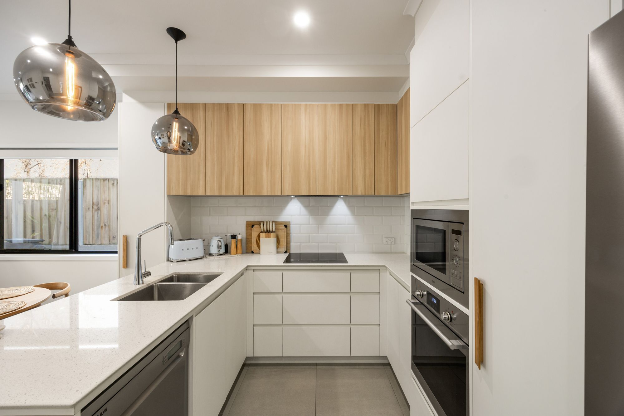 5/109 Thynne Road — photo 3 of 15
