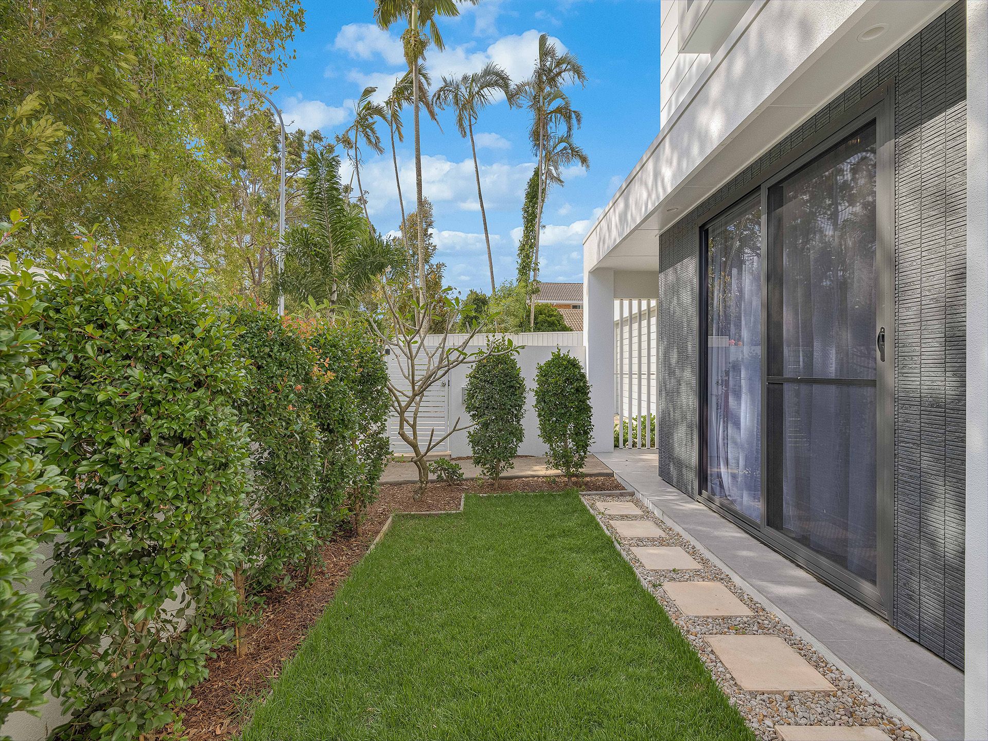 1/123 Karawatha Drive — photo 15 of 17