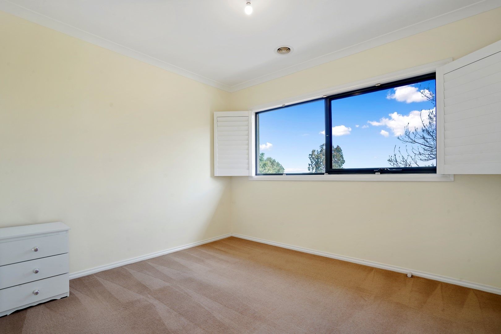 2/61 Commercial Road — photo 7 of 9