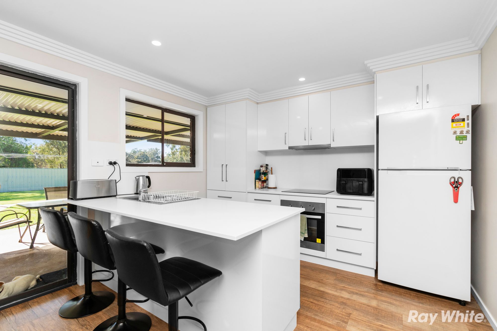 3 Forrest Street, Lake Albert, NSW 2650