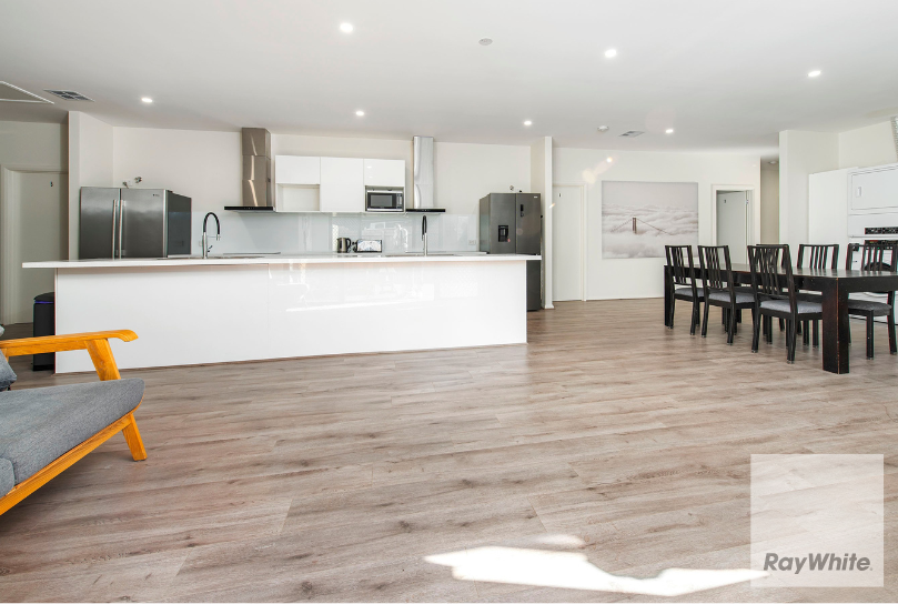 13 Wilkinson Crescent — photo 5 of 12