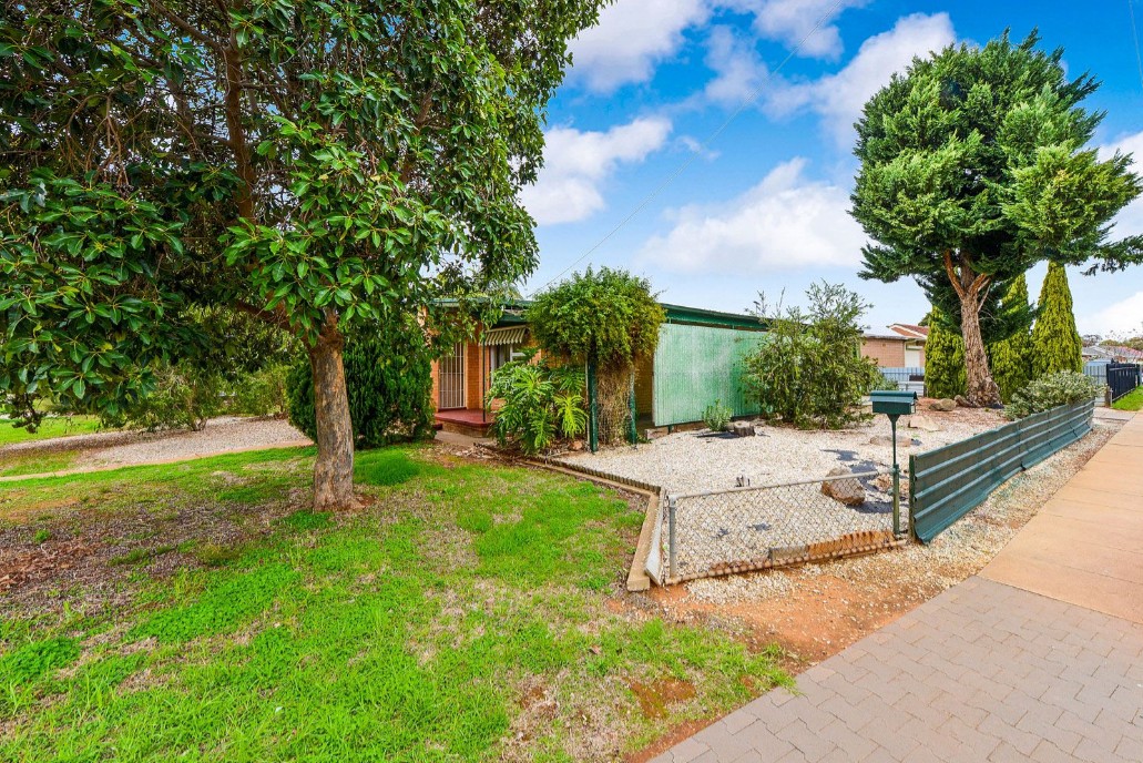 30 Rosewarne Crescent, Davoren Park, SA 5113