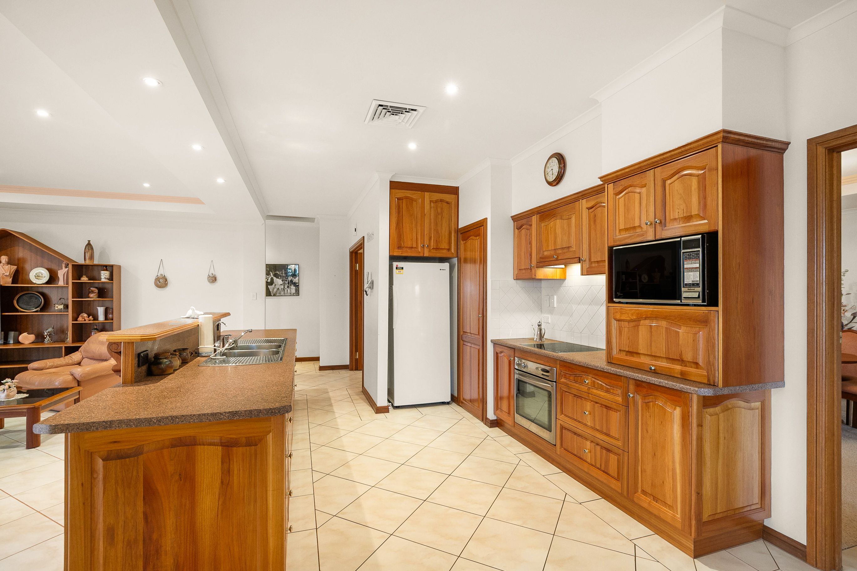 3 Huckstepp Court — photo 7 of 25