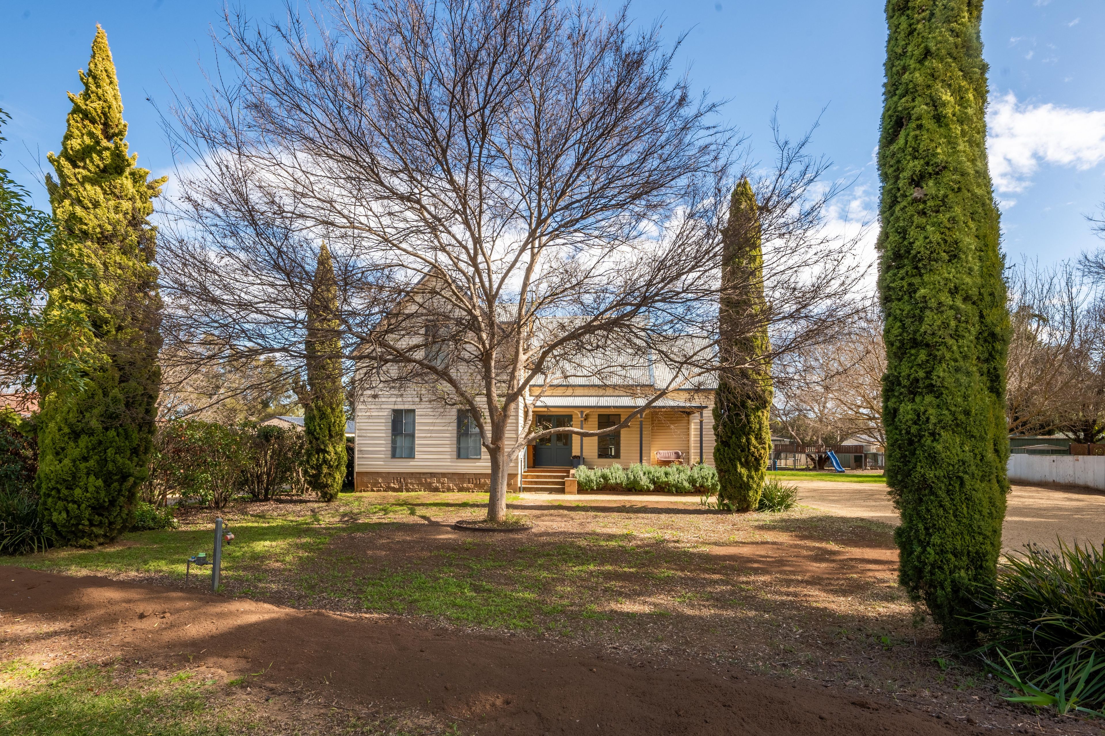 1A College Road, Forbes, NSW 2871