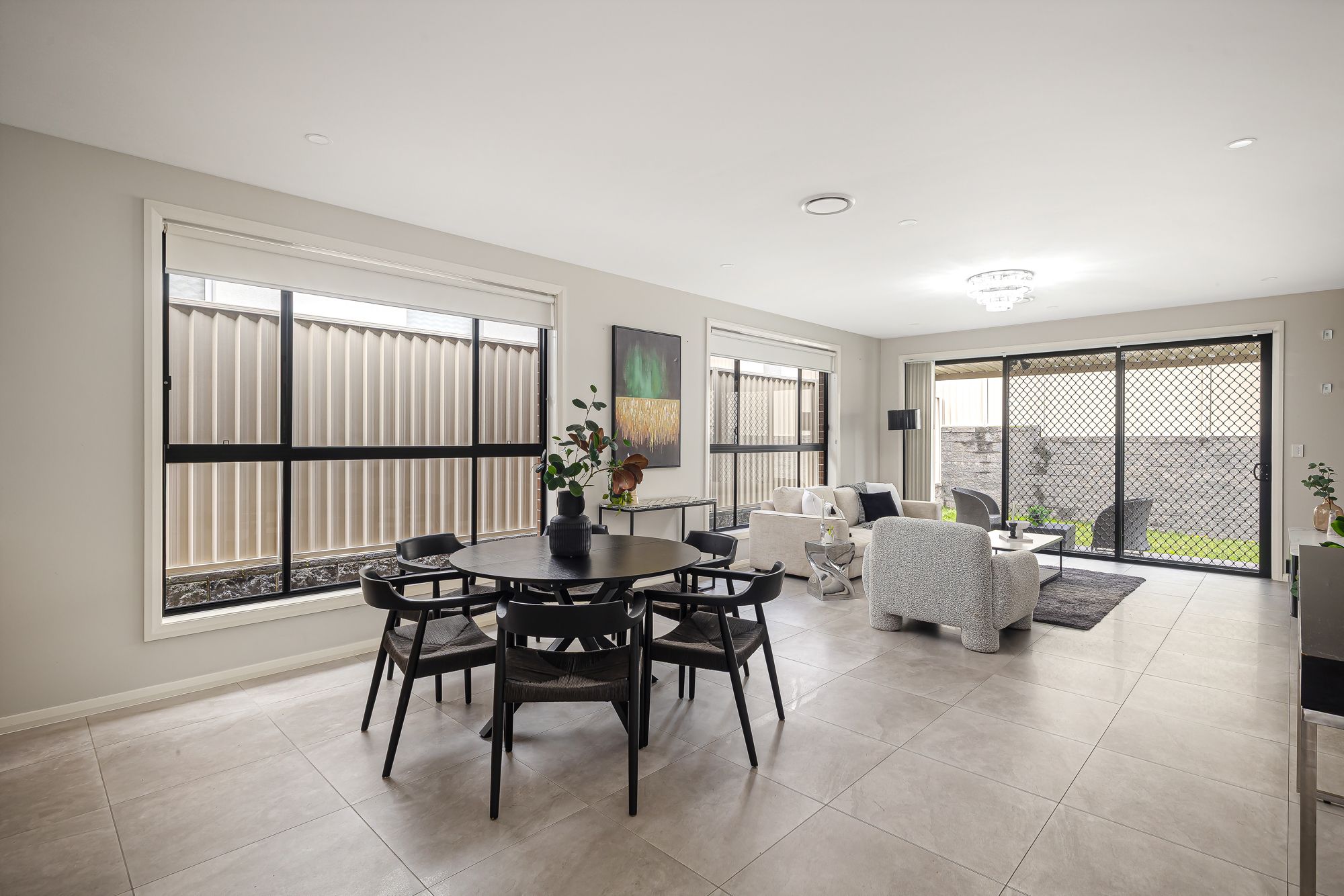 19 hazelbrook Street — photo 7 of 13