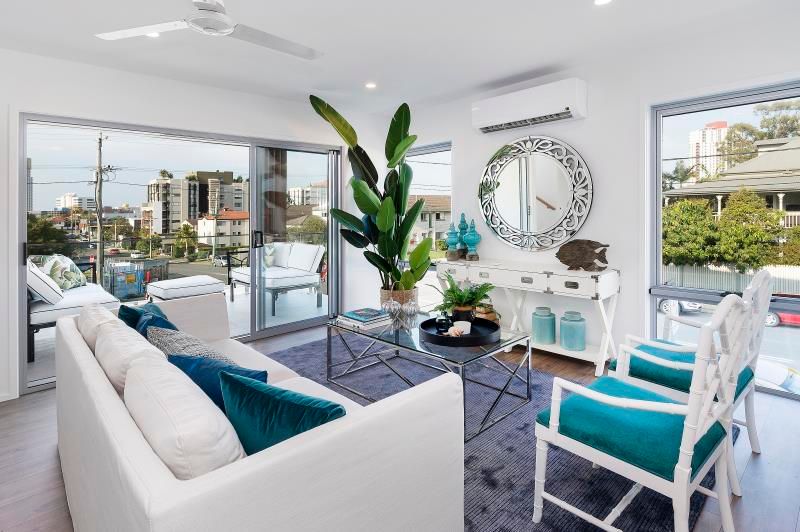 1/18 Lenneberg Street, Southport, QLD 4215