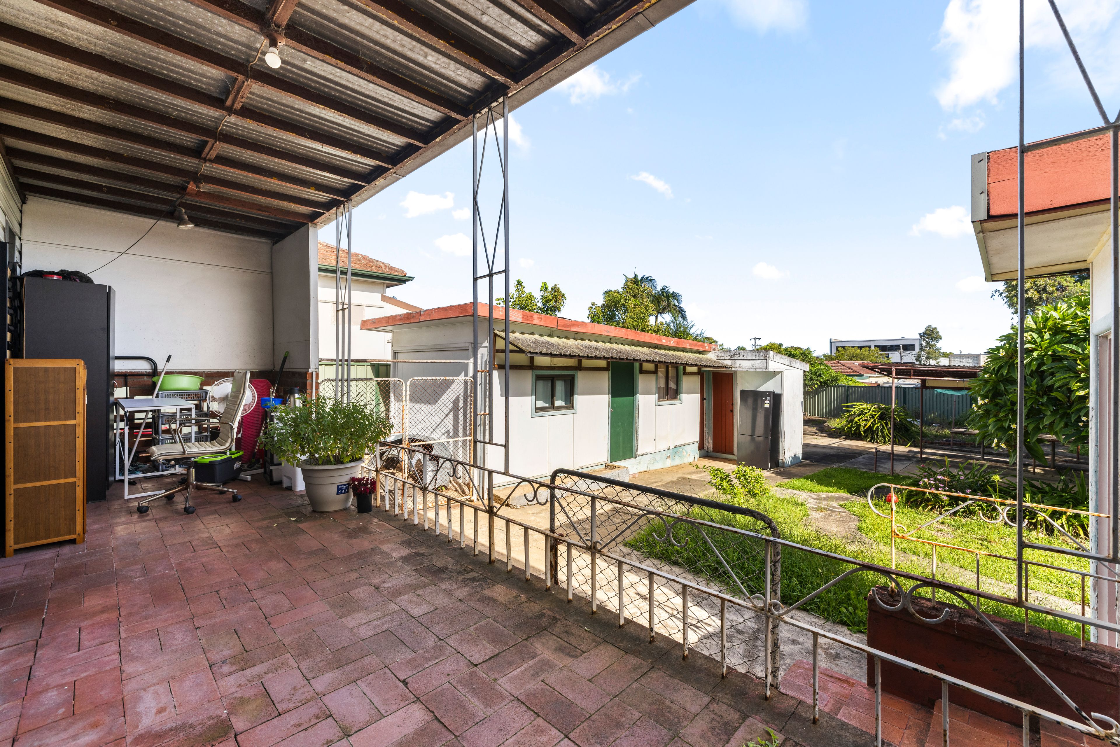 39 Yanderra Street — photo 12 of 12