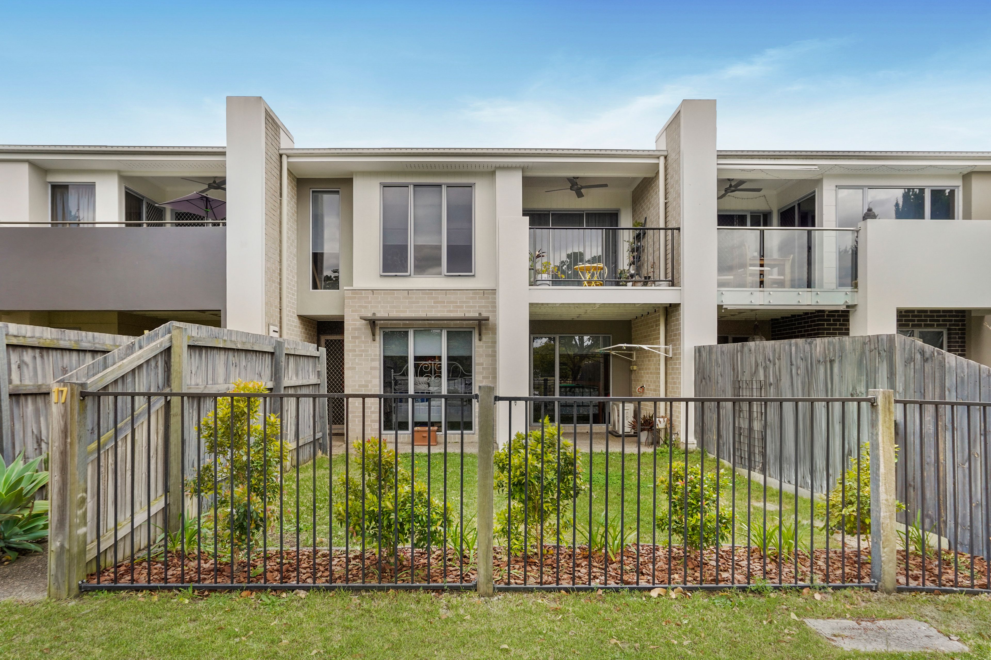 17 Summerview Avenue, Yarrabilba QLD 4207
