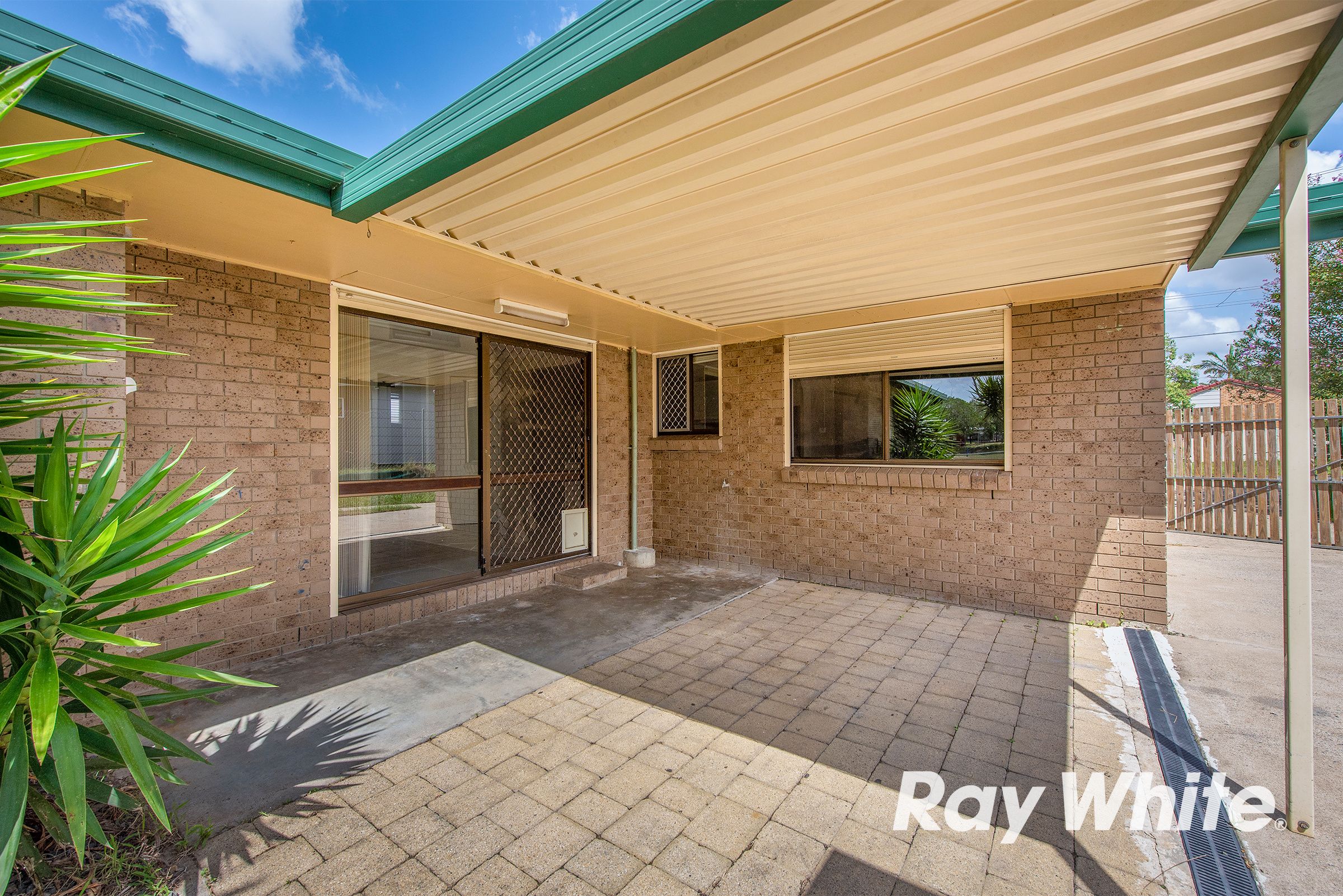 6 Polaris Avenue, Kingston, QLD 4114