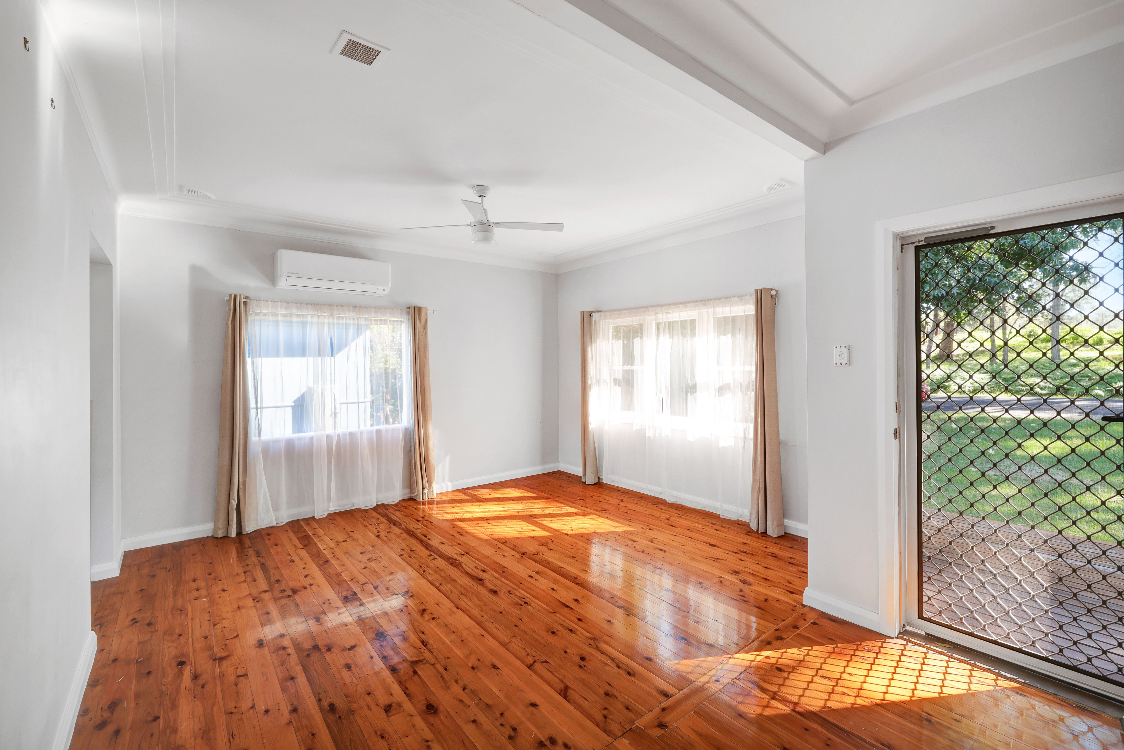 8 Owen Street, Huskisson, NSW