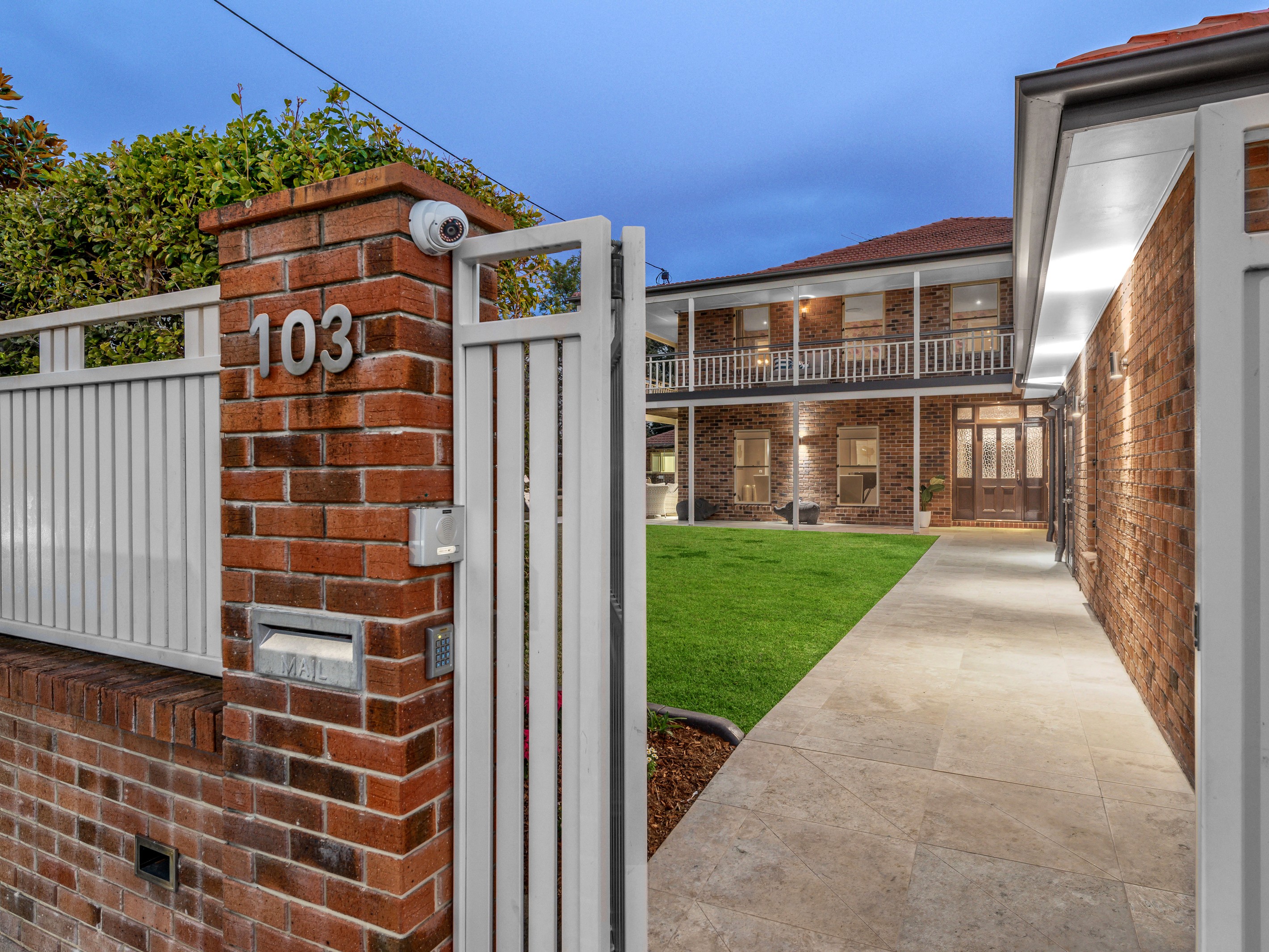 103 Mowbray Terrace, East Brisbane, QLD 4169