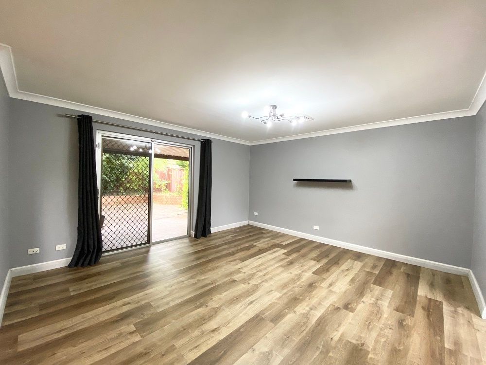 5/10 Atchison Road, Macquarie Fields, NSW 2564