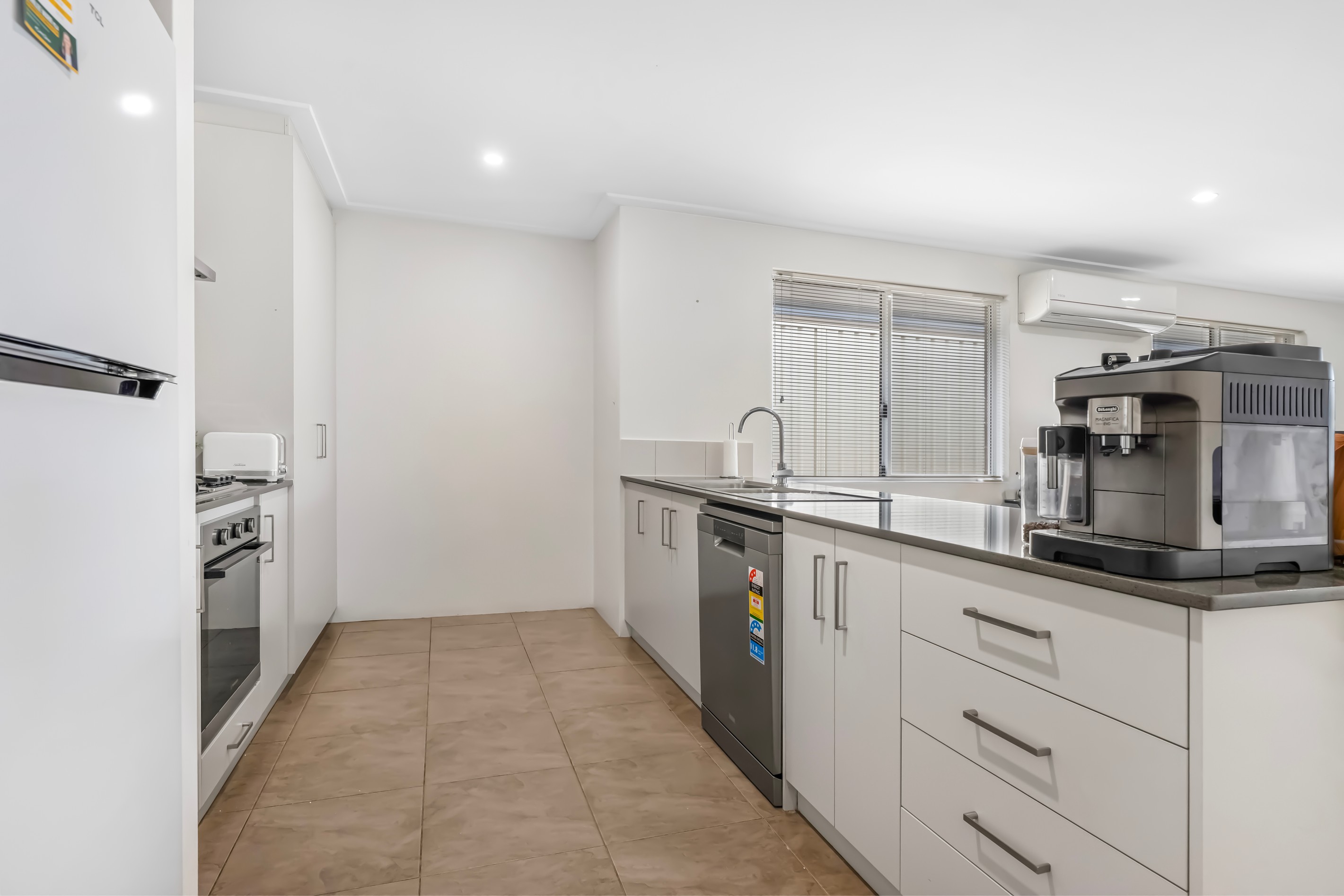 8/26 Johnston Street, Geraldton, WA 6530