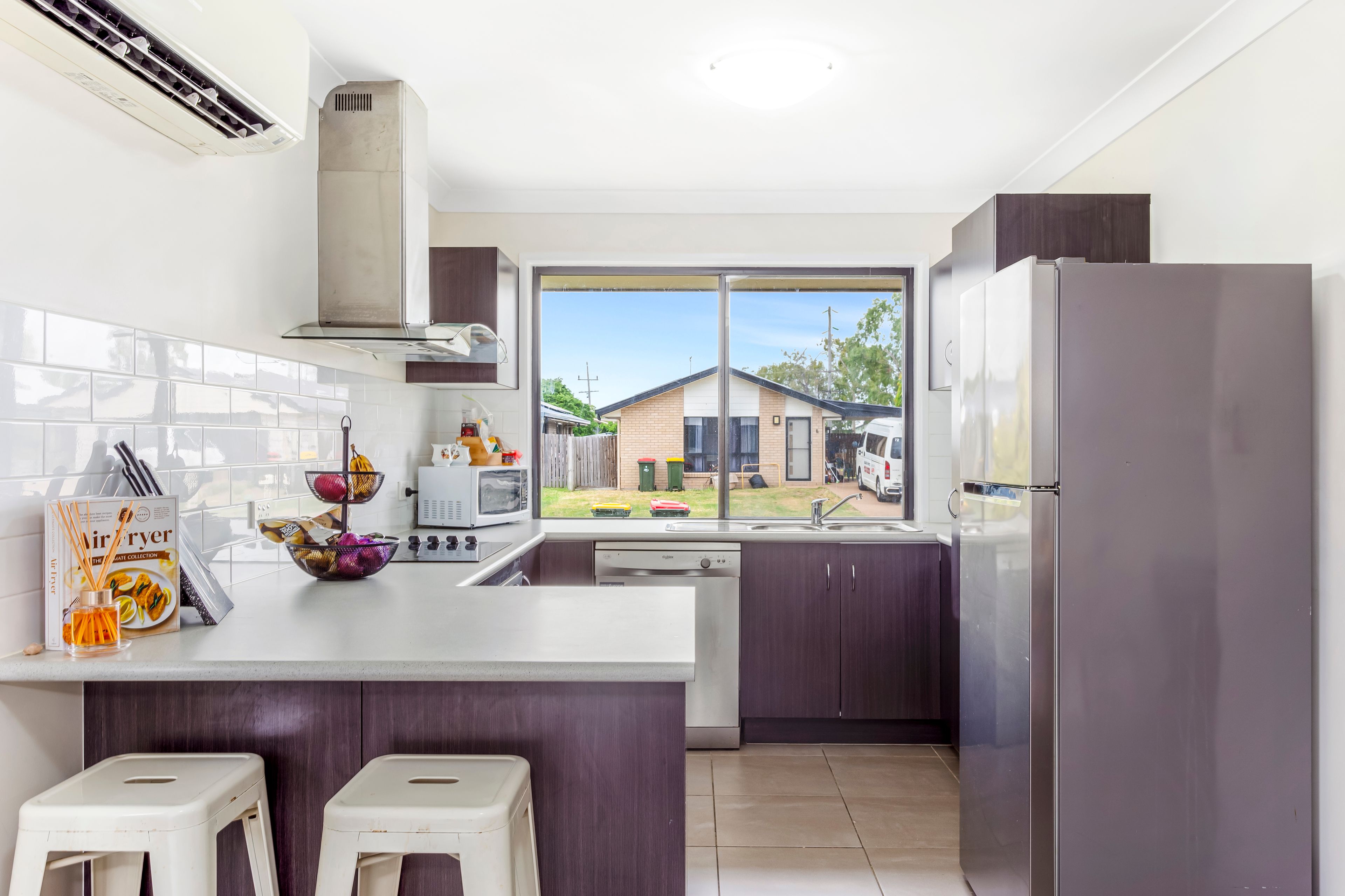 5 Jomarant Place, Kawana, QLD 4701