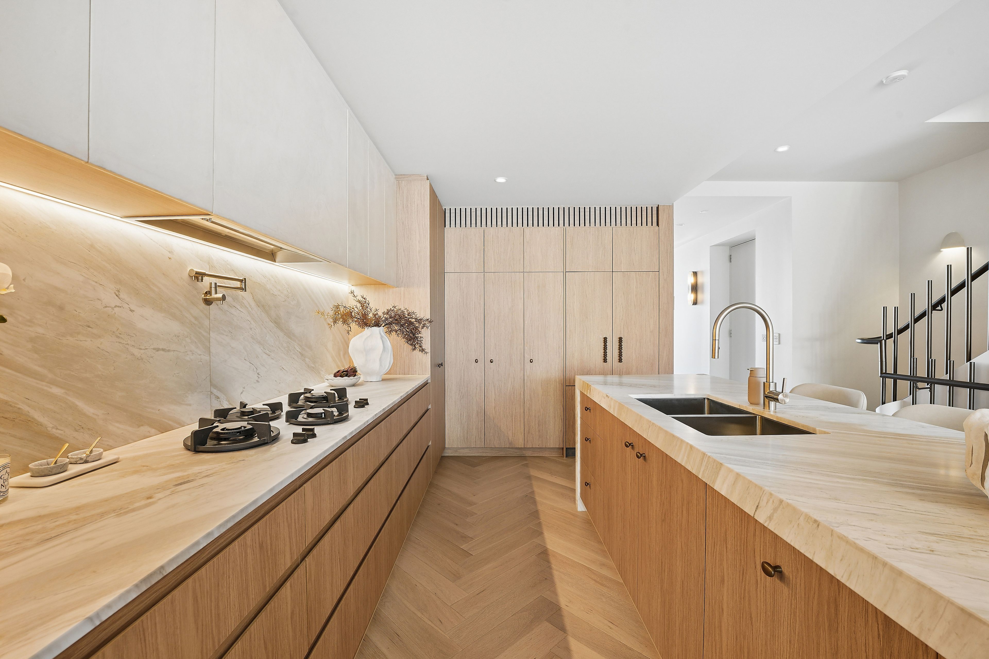 97A Hardy Street — photo 3 of 14