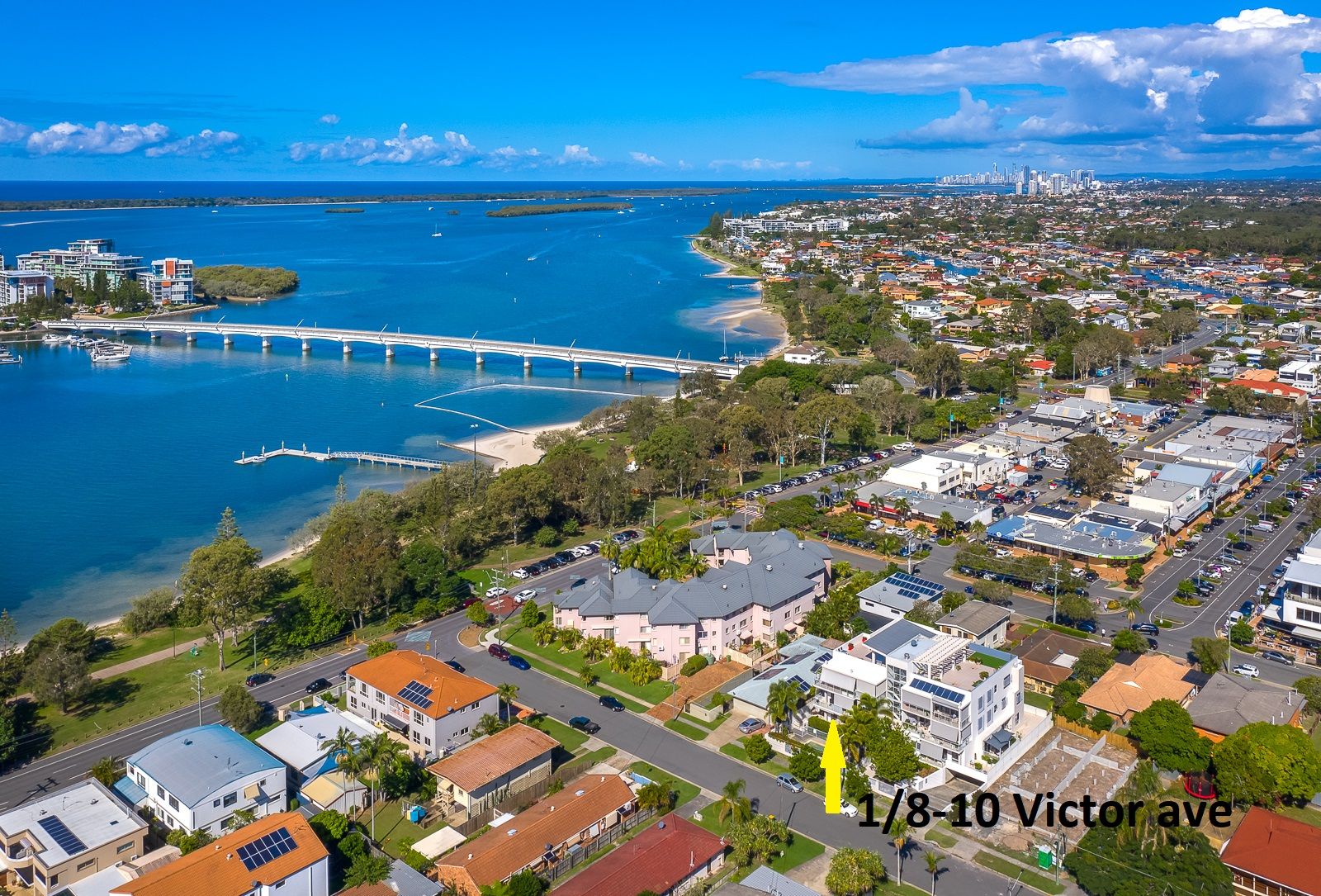 8-10 Victor Avenue, Paradise Point QLD 4216
