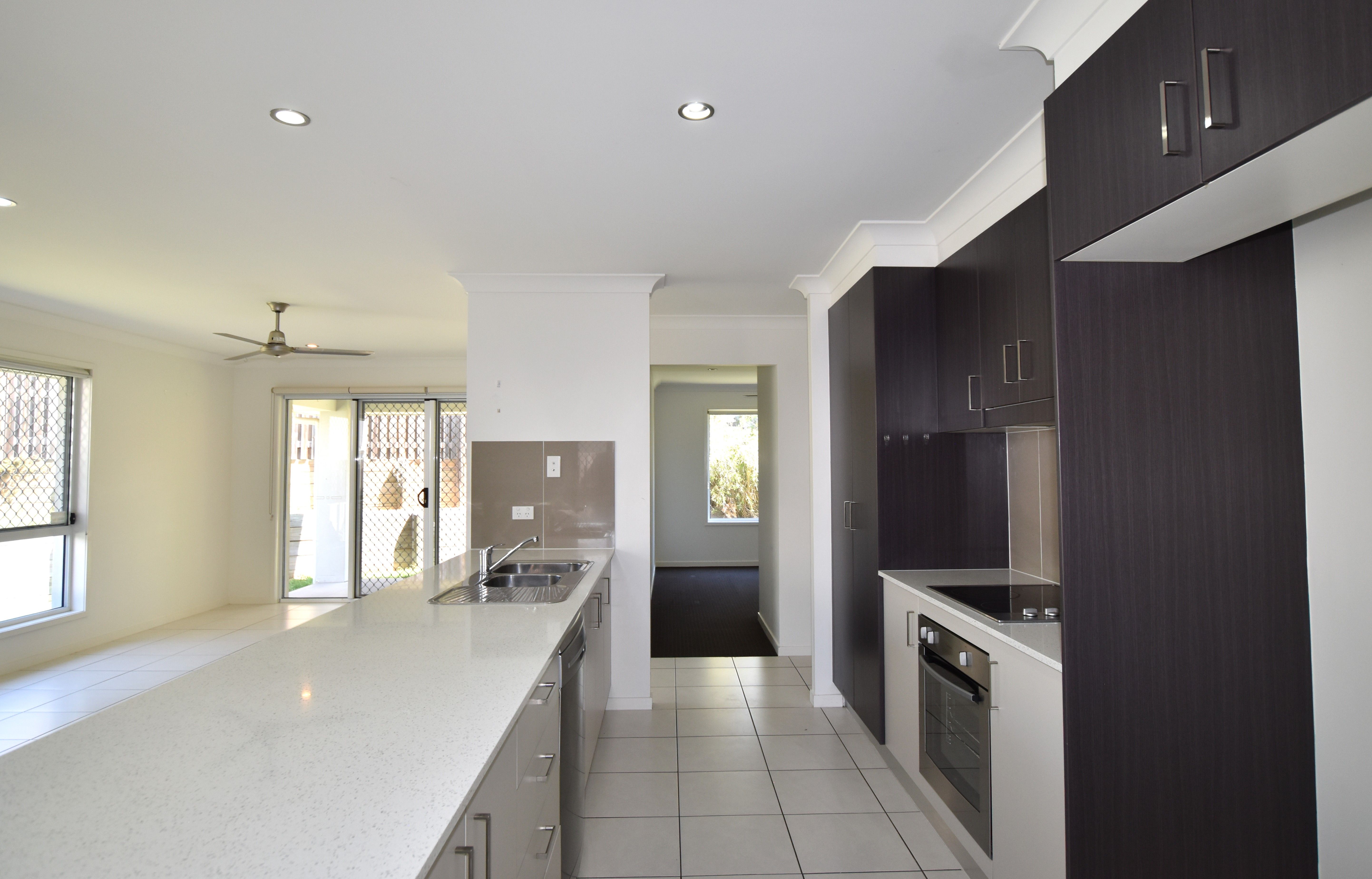 1/15 Keeling Court, New Auckland, QLD 4680