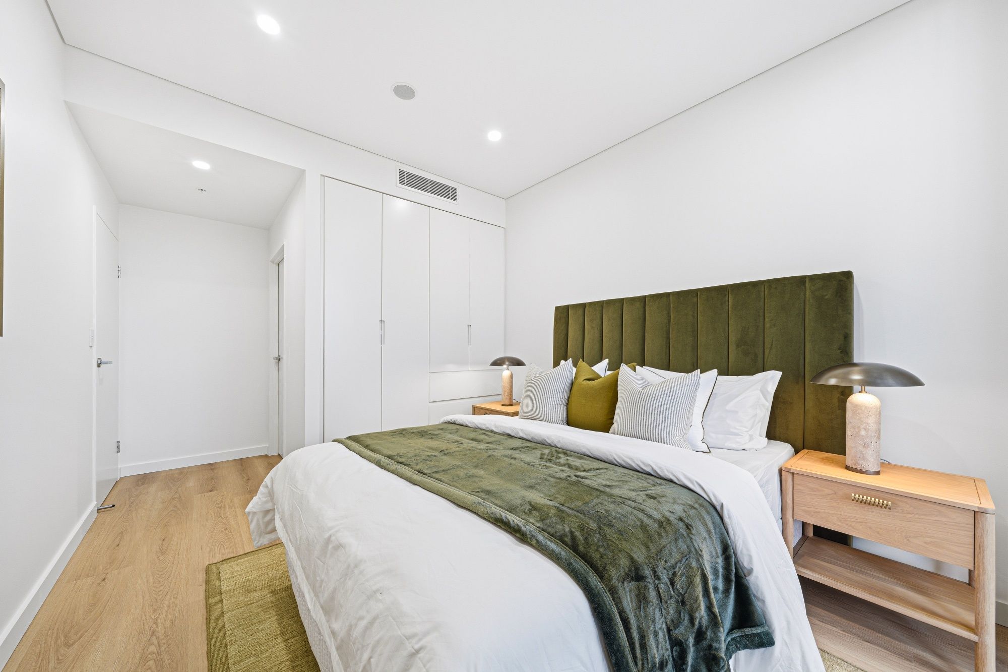 2 Bedroom Units/27-33 Ascot Street — photo 6 of 25