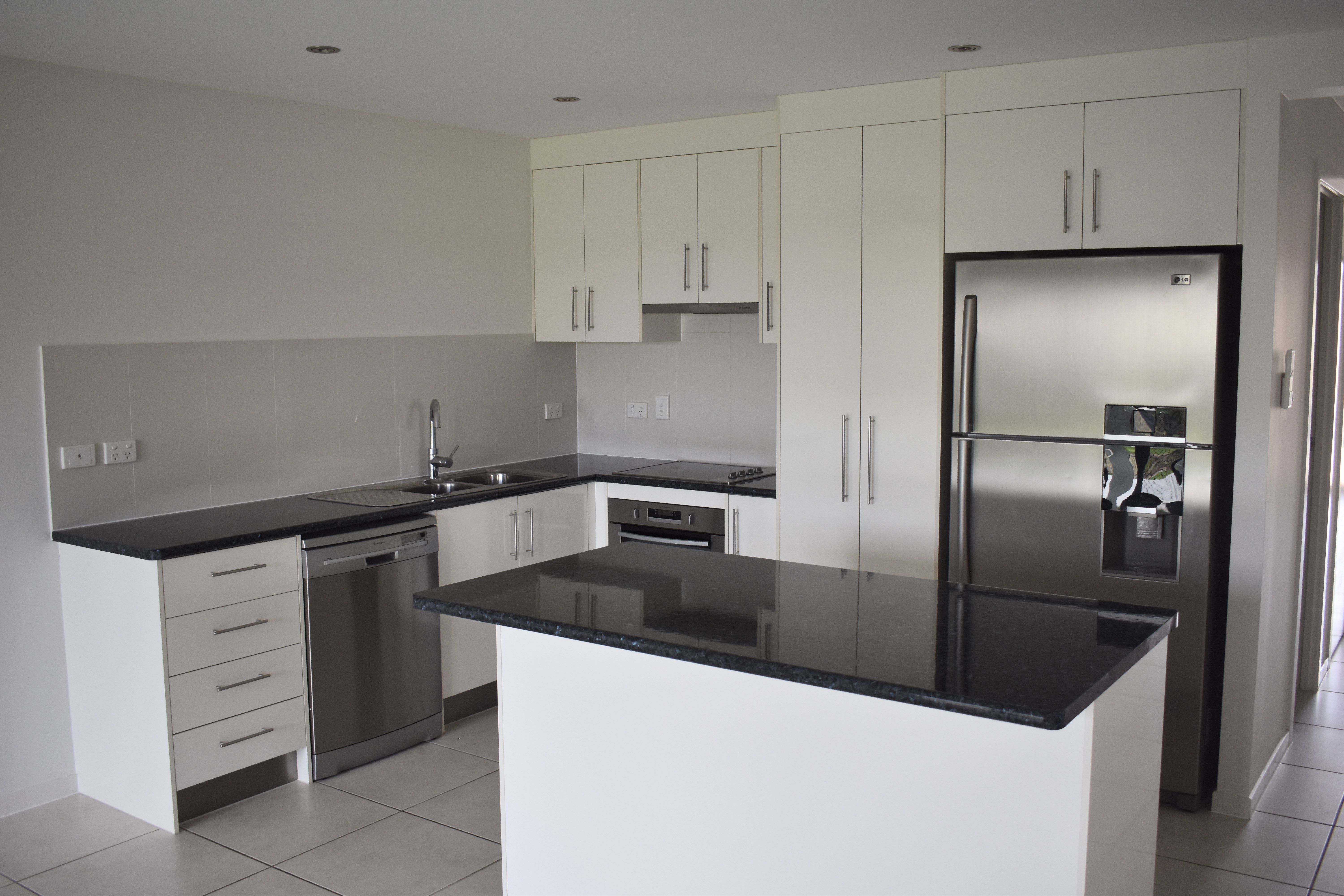 1/1 Calderwood Street, Emerald, QLD 4720