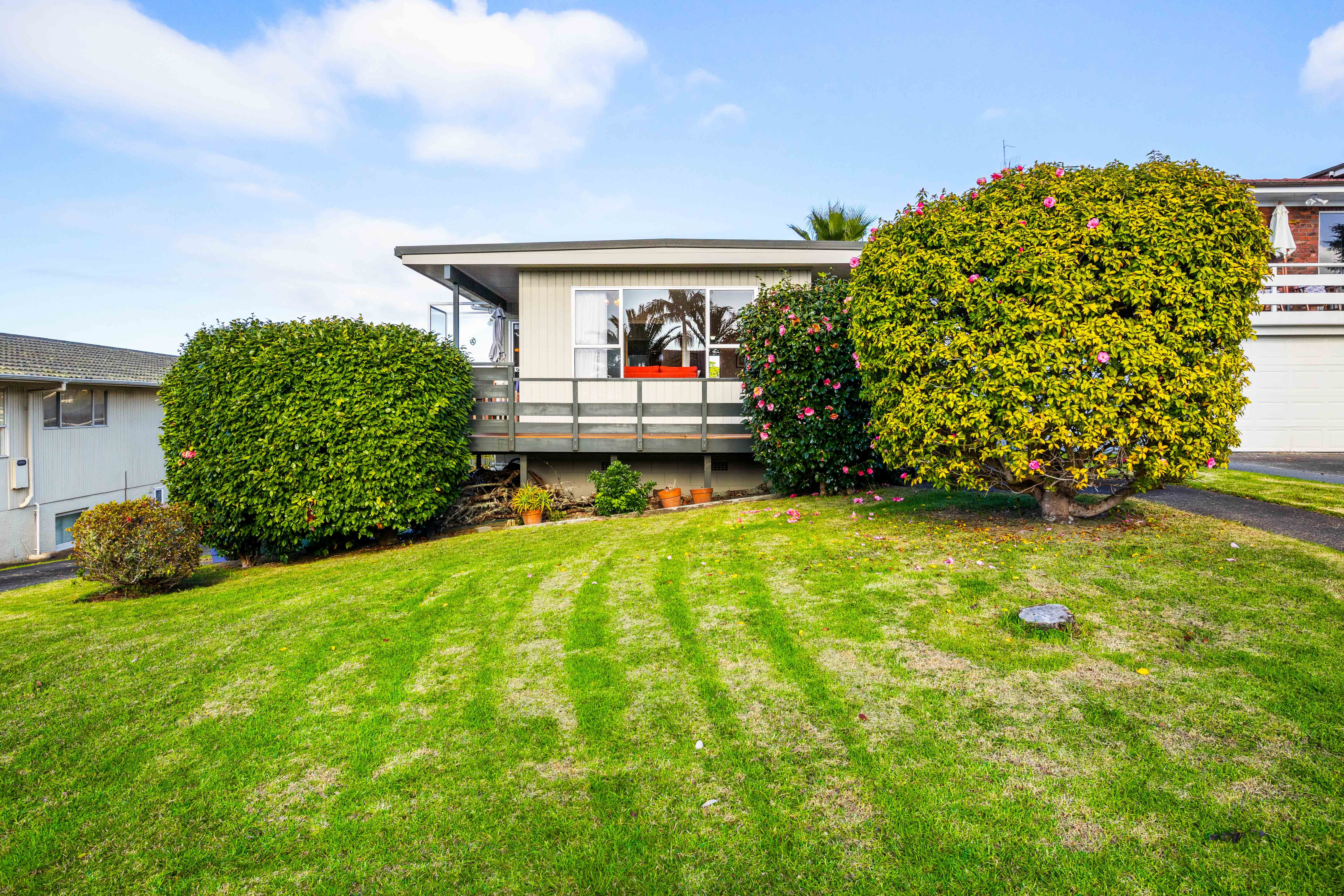 19 Taitua Drive, Te Atatu South, Waitakere City