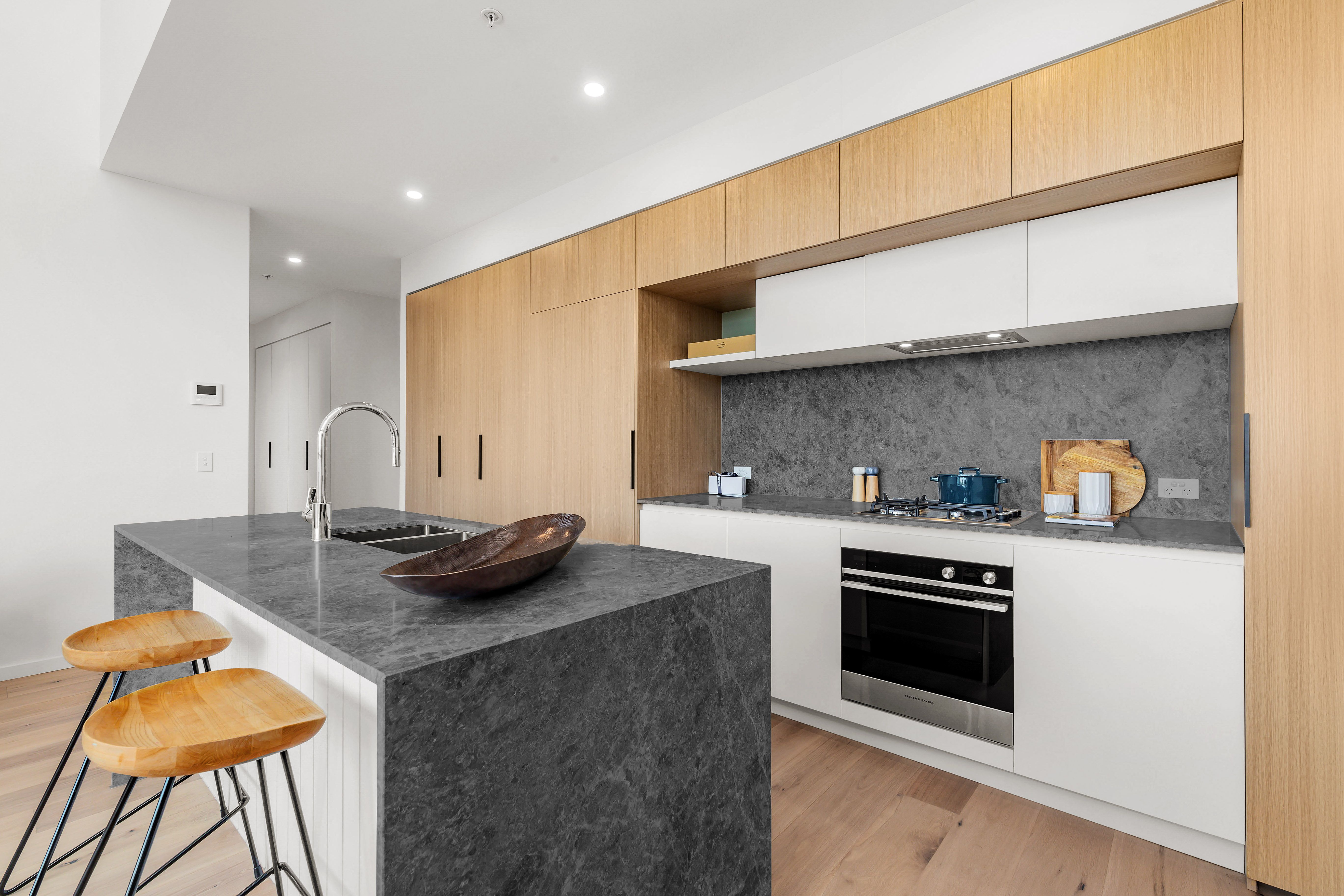 302/72 Galileo Gateway, Bundoora, VIC 3083