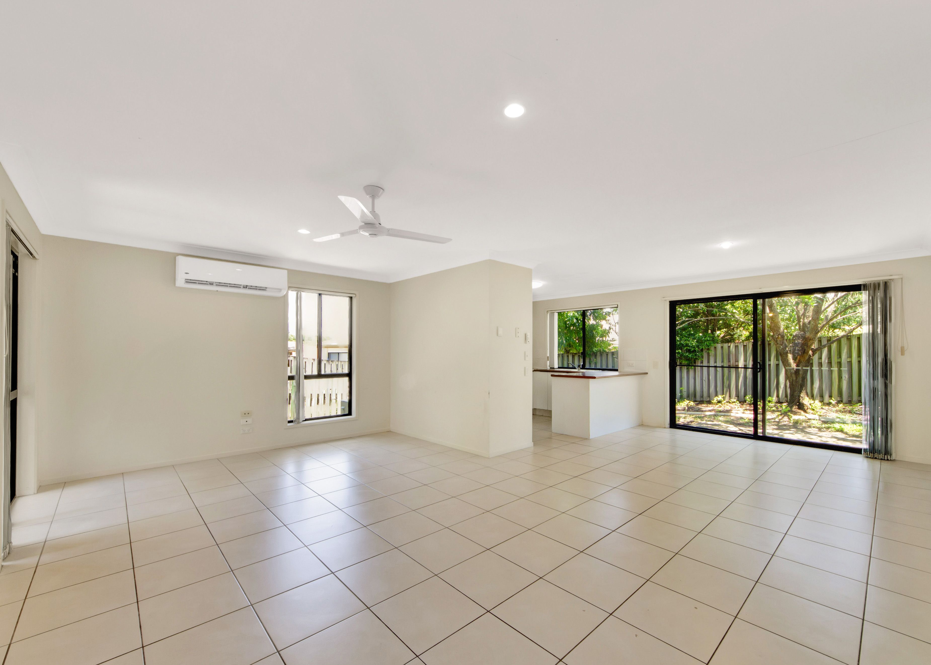 14/590 Pine Ridge Road, Coombabah, QLD 4216